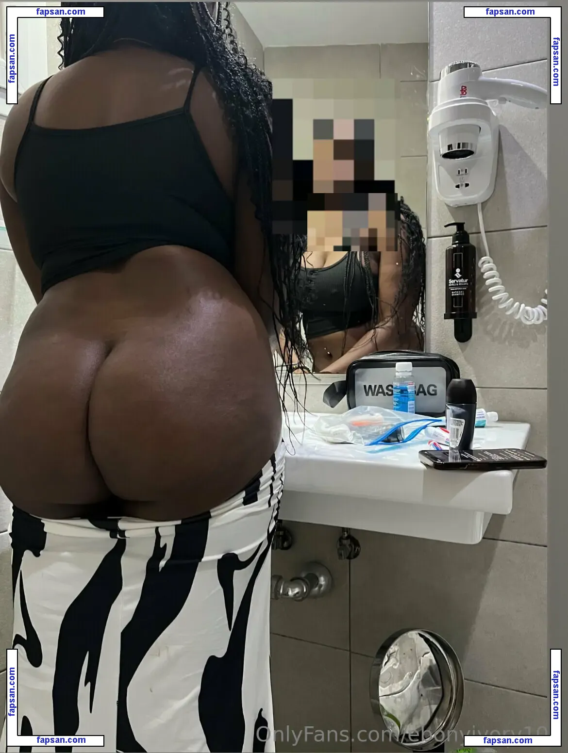 ebonyivory105 nude photo #0009 from OnlyFans