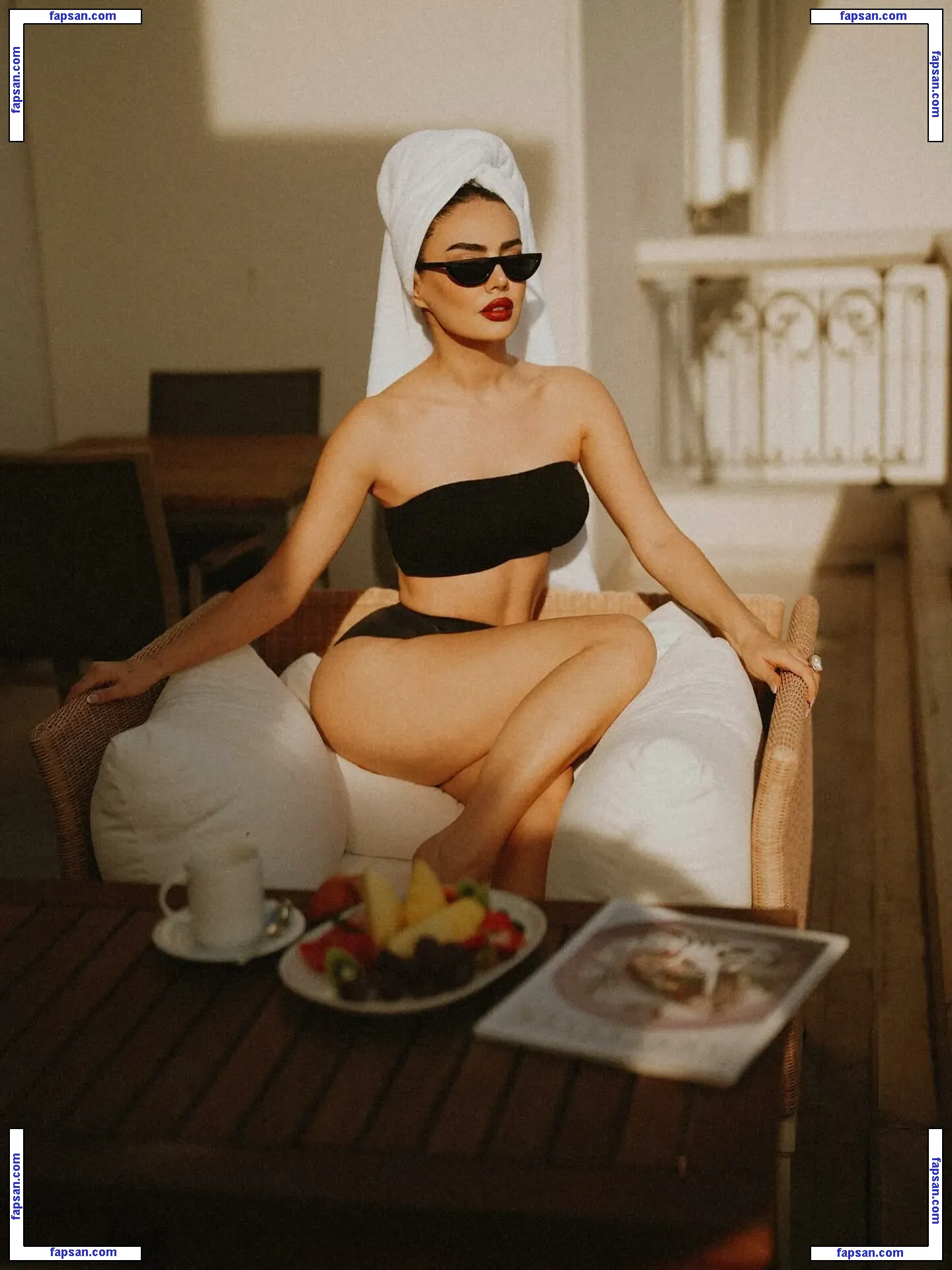 Ece Ronay nude photo #0003 from OnlyFans