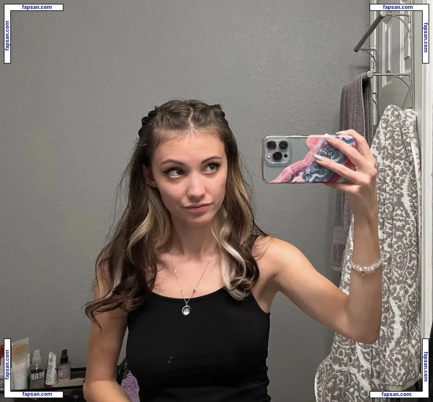 Echochlo голая фото #0006 с Онлифанс