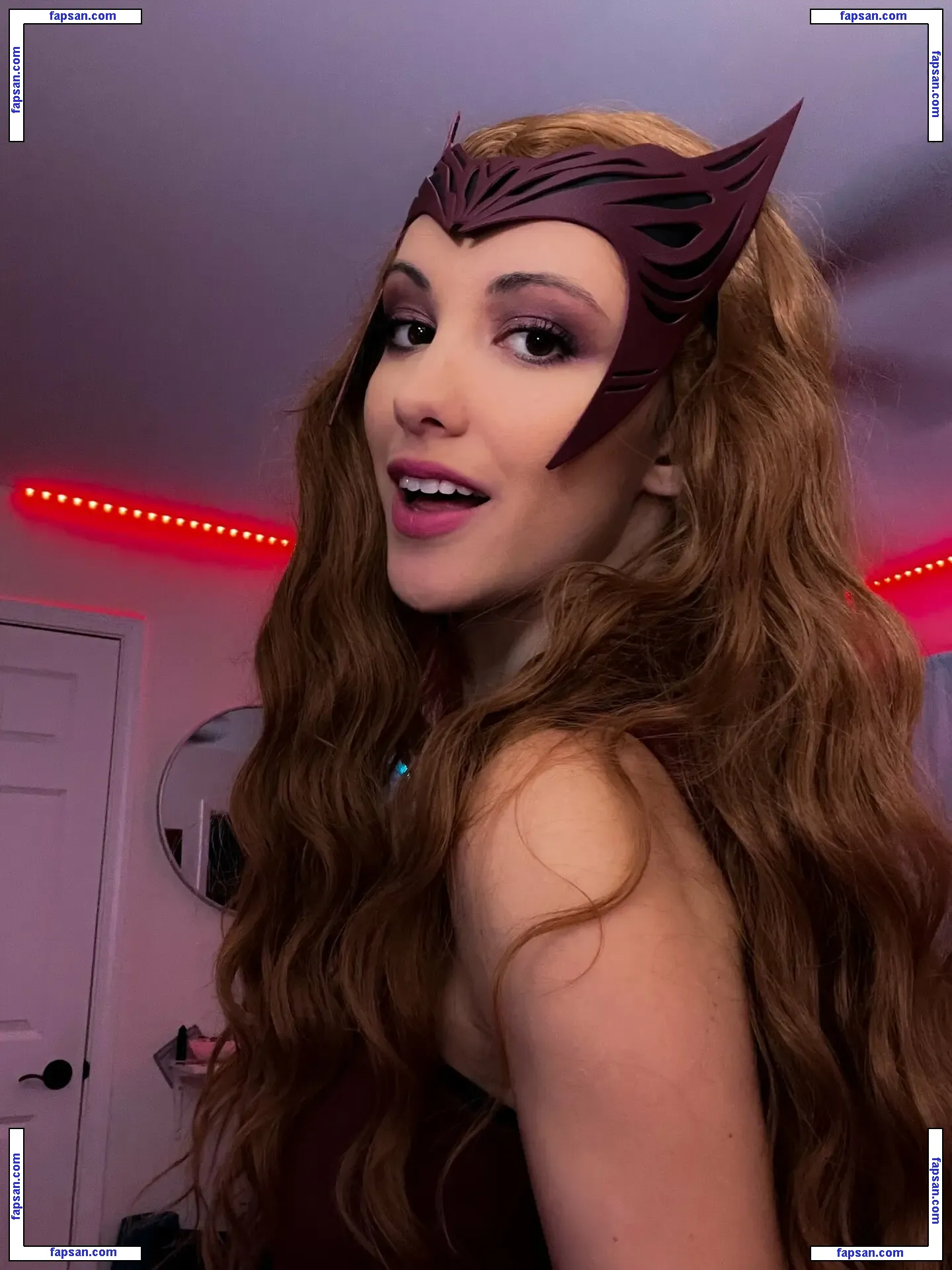 Echochlo голая фото #0009 с Онлифанс