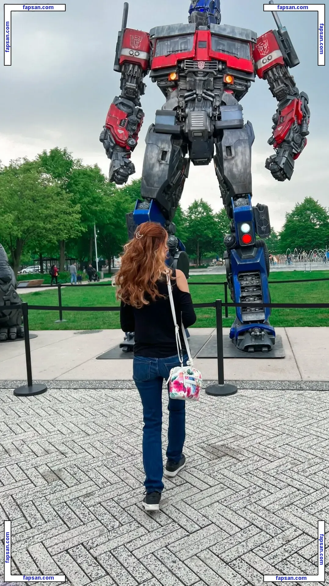 Echochlo голая фото #0035 с Онлифанс