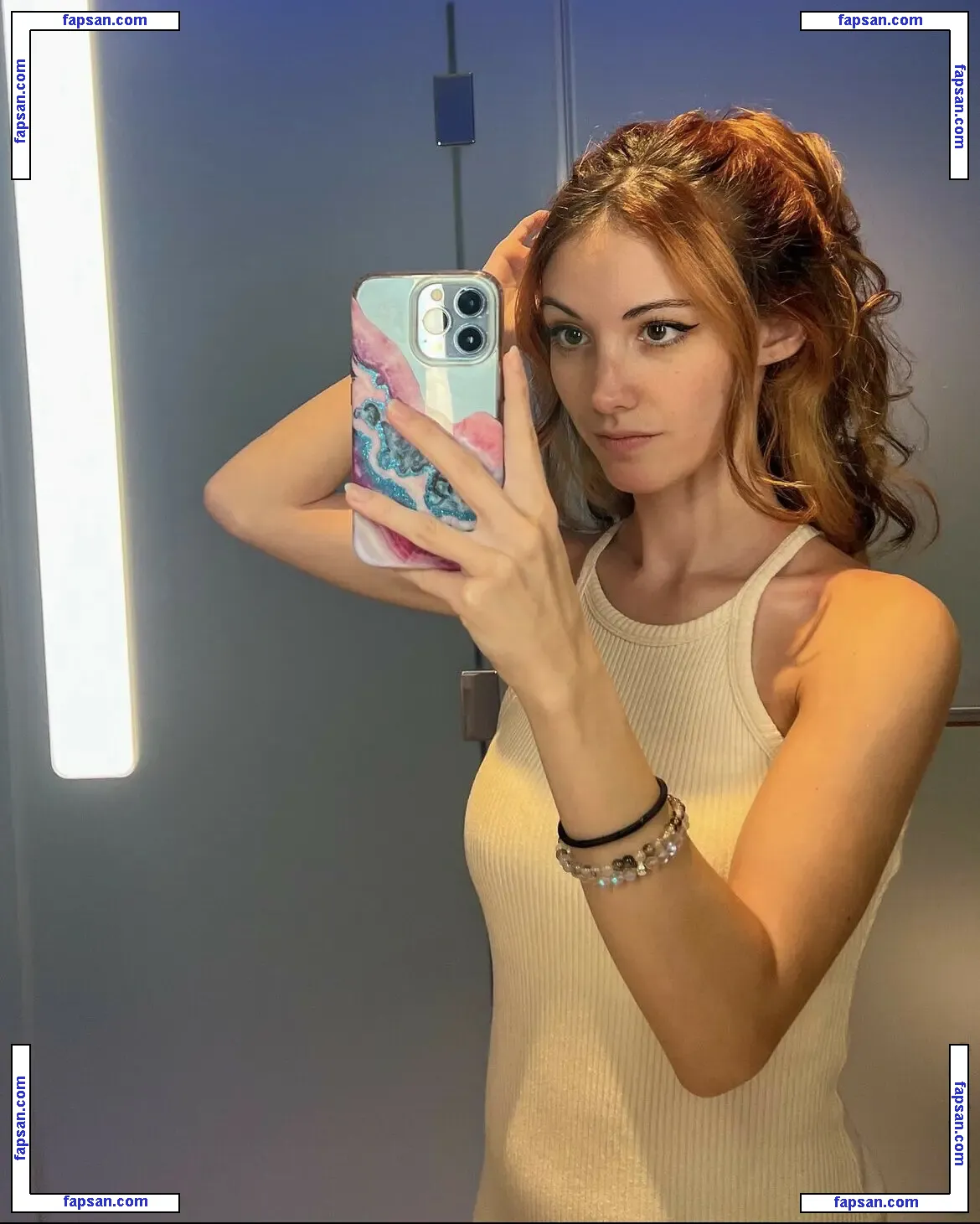 Echochlo голая фото #0039 с Онлифанс