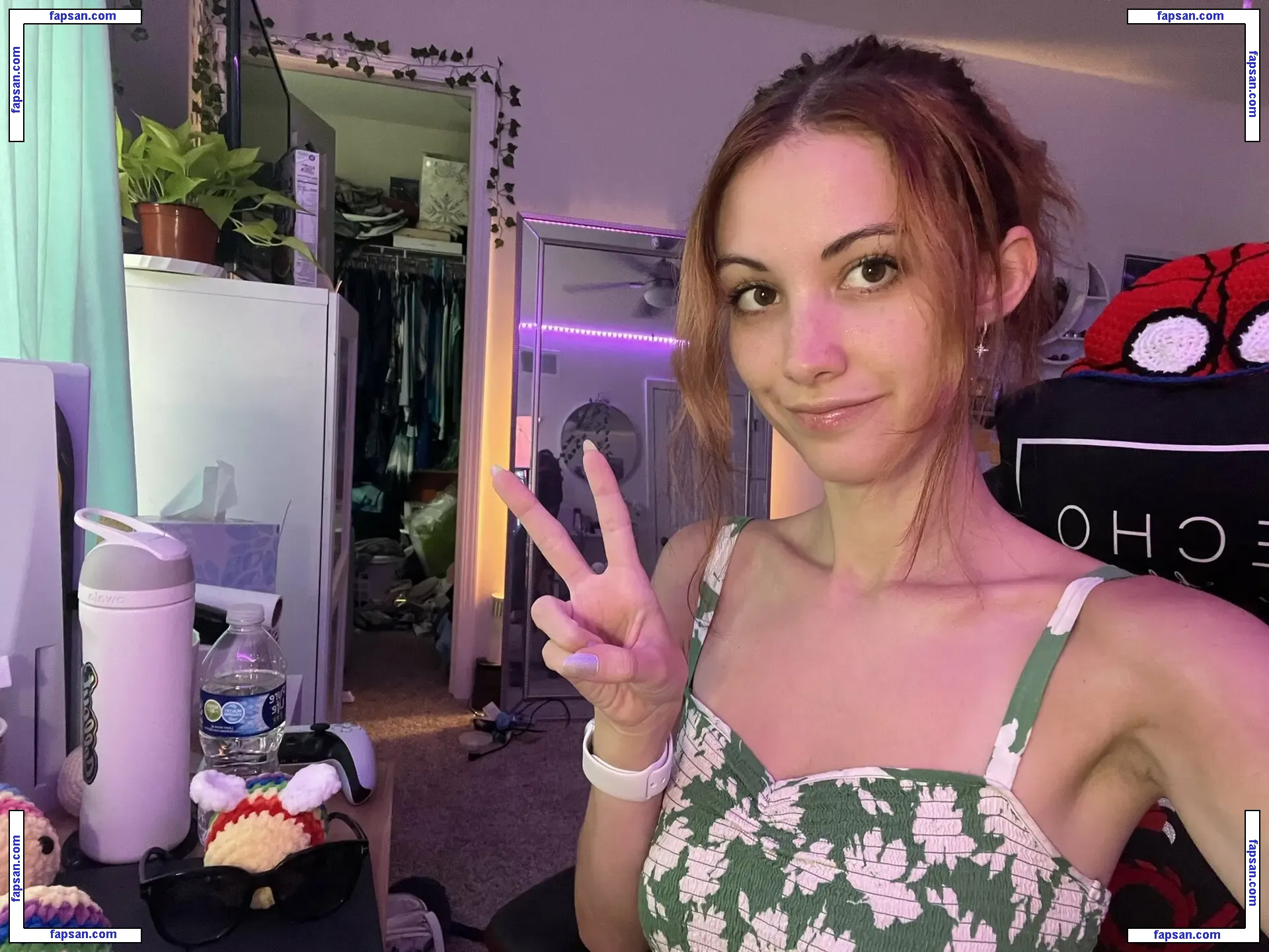 Echochlo голая фото #0041 с Онлифанс