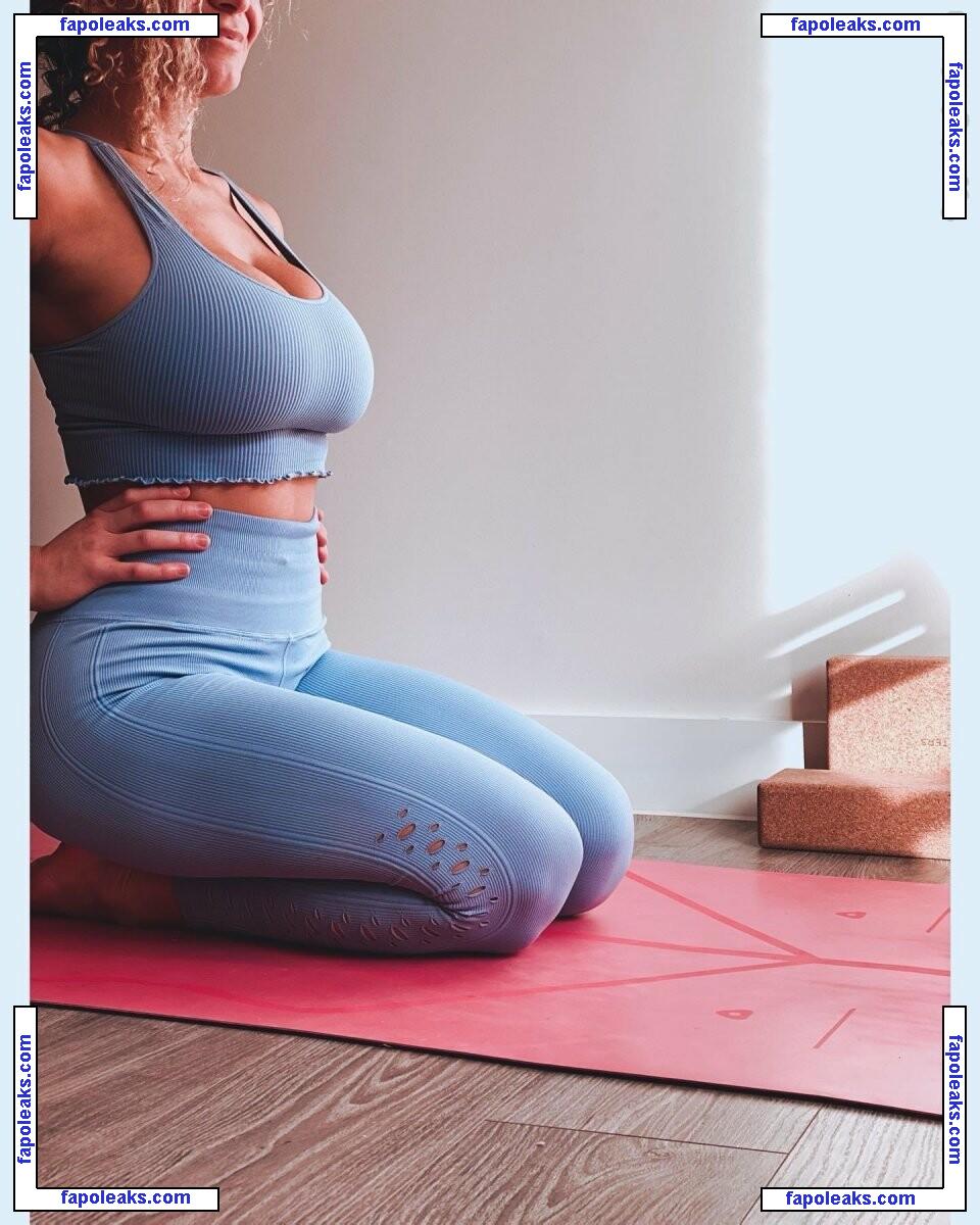 Echolikesyoga / echoyogastudio1 / onlyfansyoga nude photo #0023 from OnlyFans