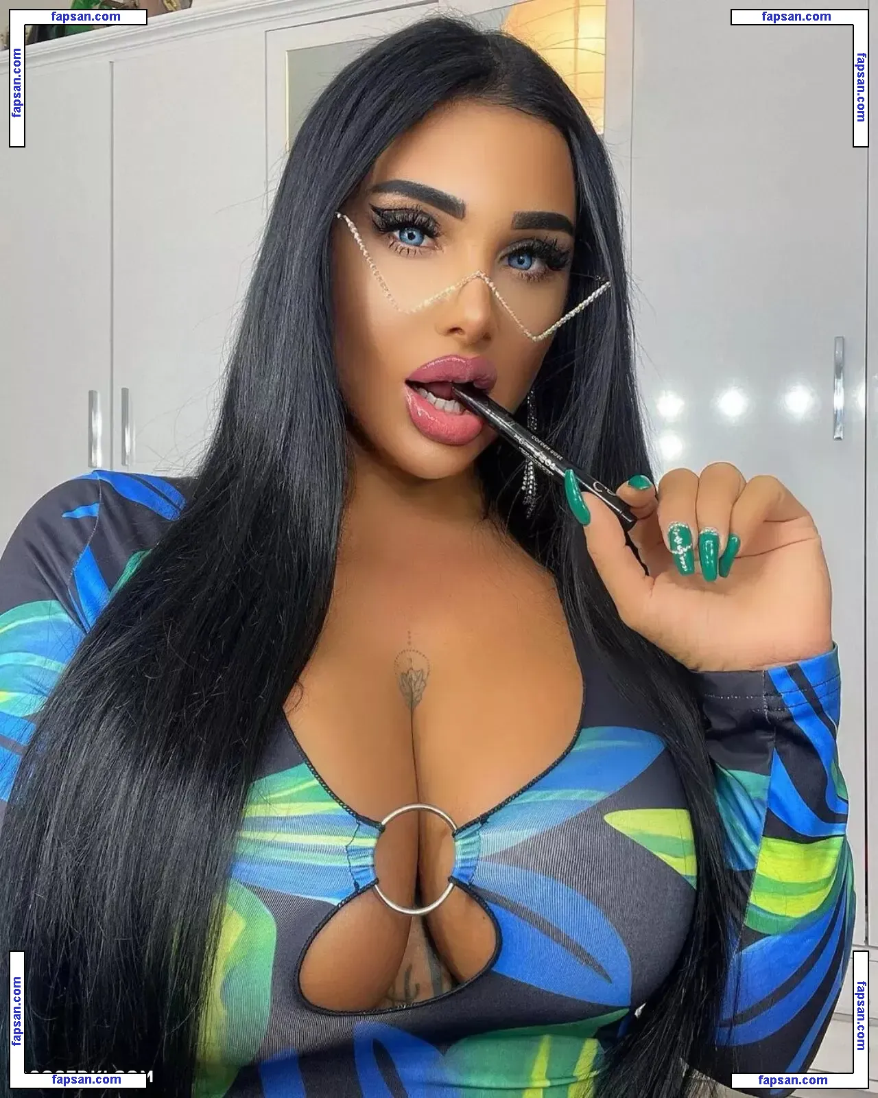 eda_esmr nude photo #0010 from OnlyFans