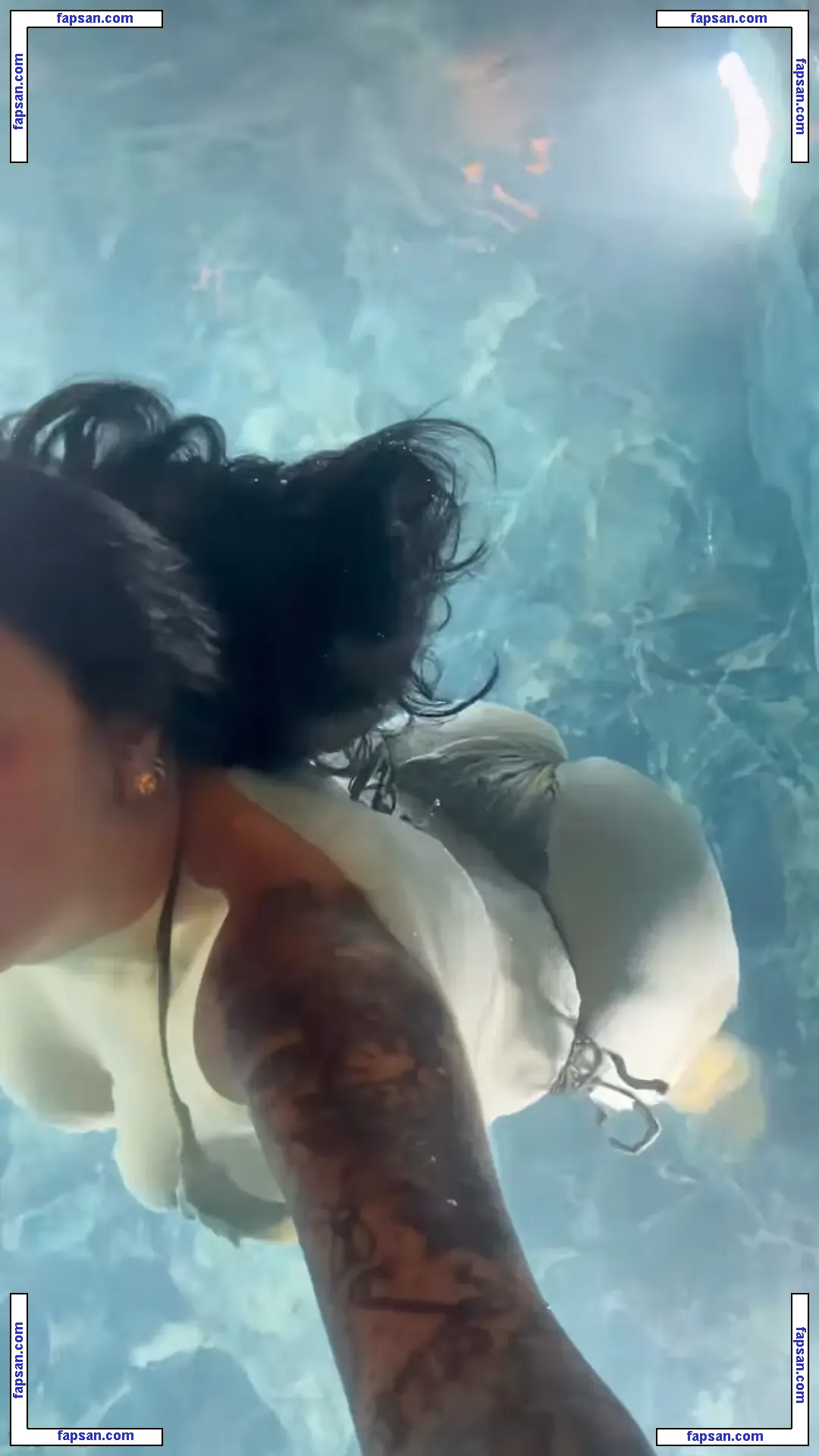 Eda Gökçen Kaya голая фото #0026 с Онлифанс