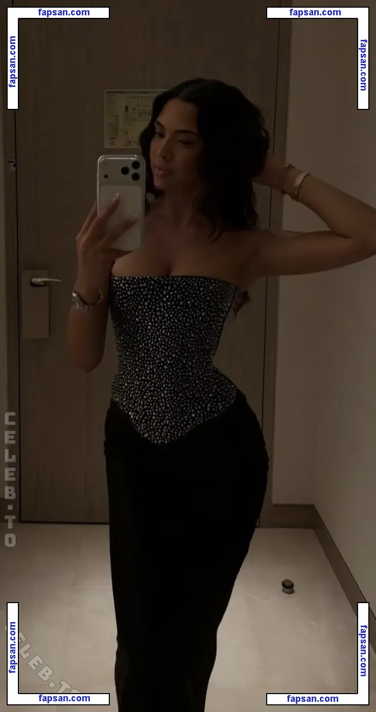 edaat.c голая фото #0002 с Онлифанс