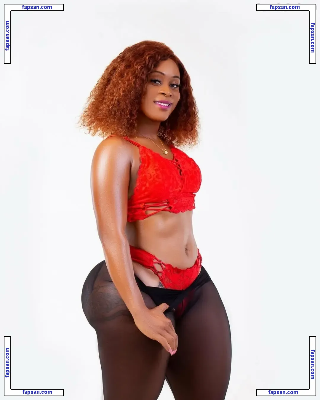 Edna Tamara голая фото #0004 с Онлифанс