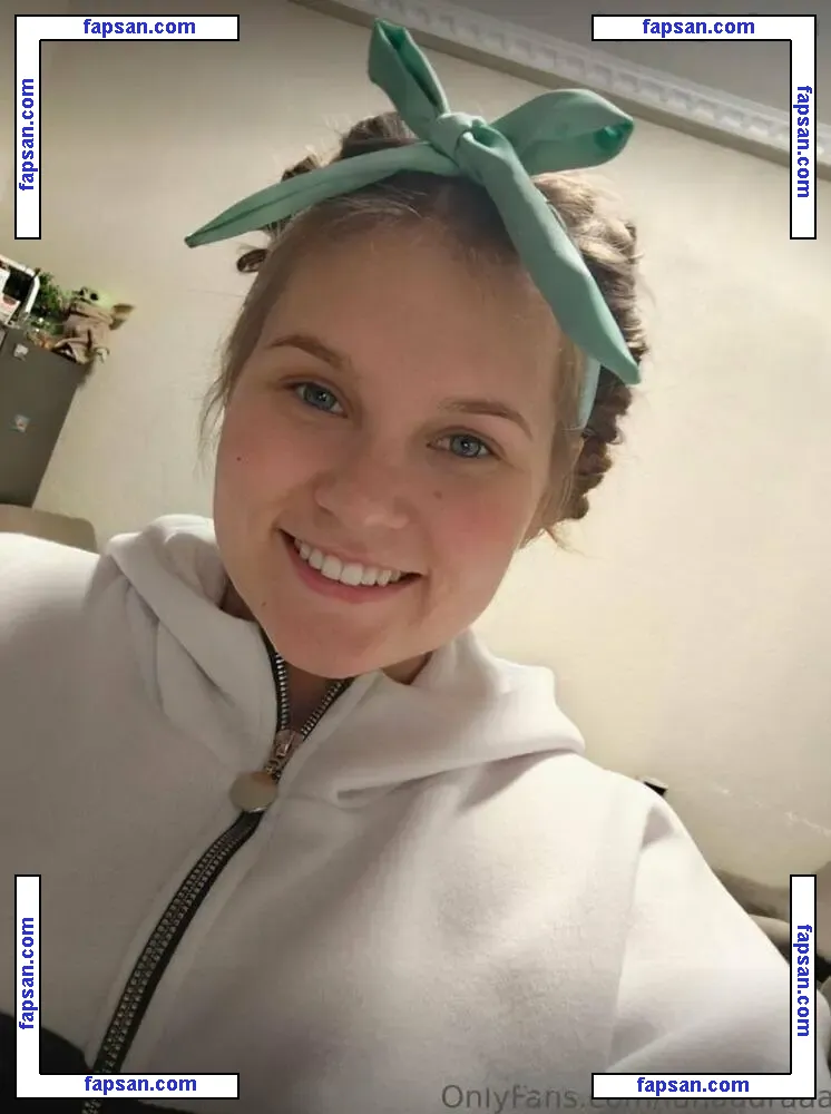 eeemily nude photo #0031 from OnlyFans