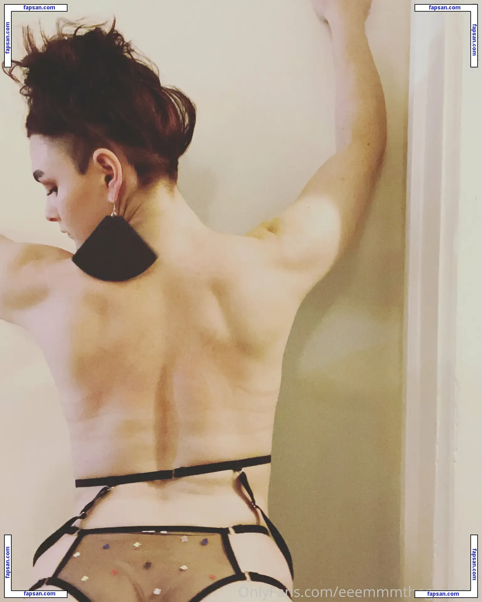 eeemmmthegoddess nude photo #0010 from OnlyFans