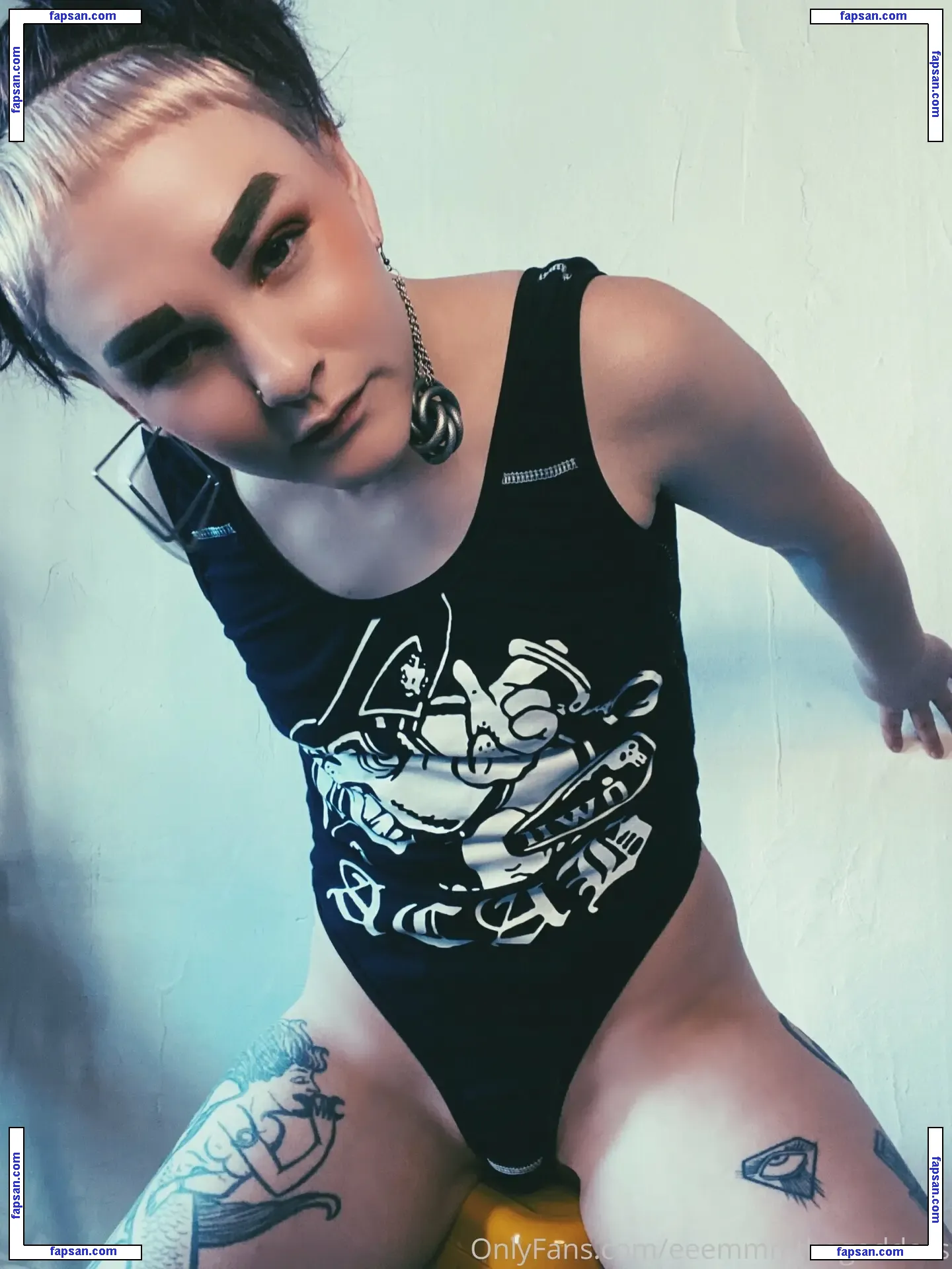 eeemmmthegoddess nude photo #0022 from OnlyFans