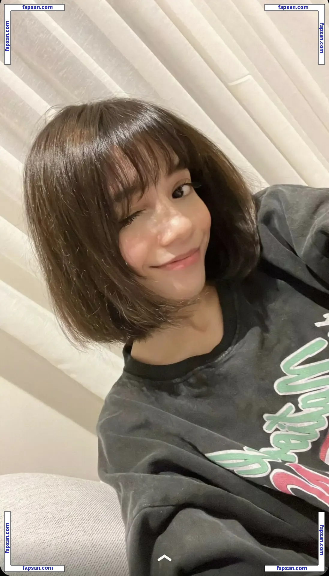 Eeeveenara nude photo #0014 from OnlyFans