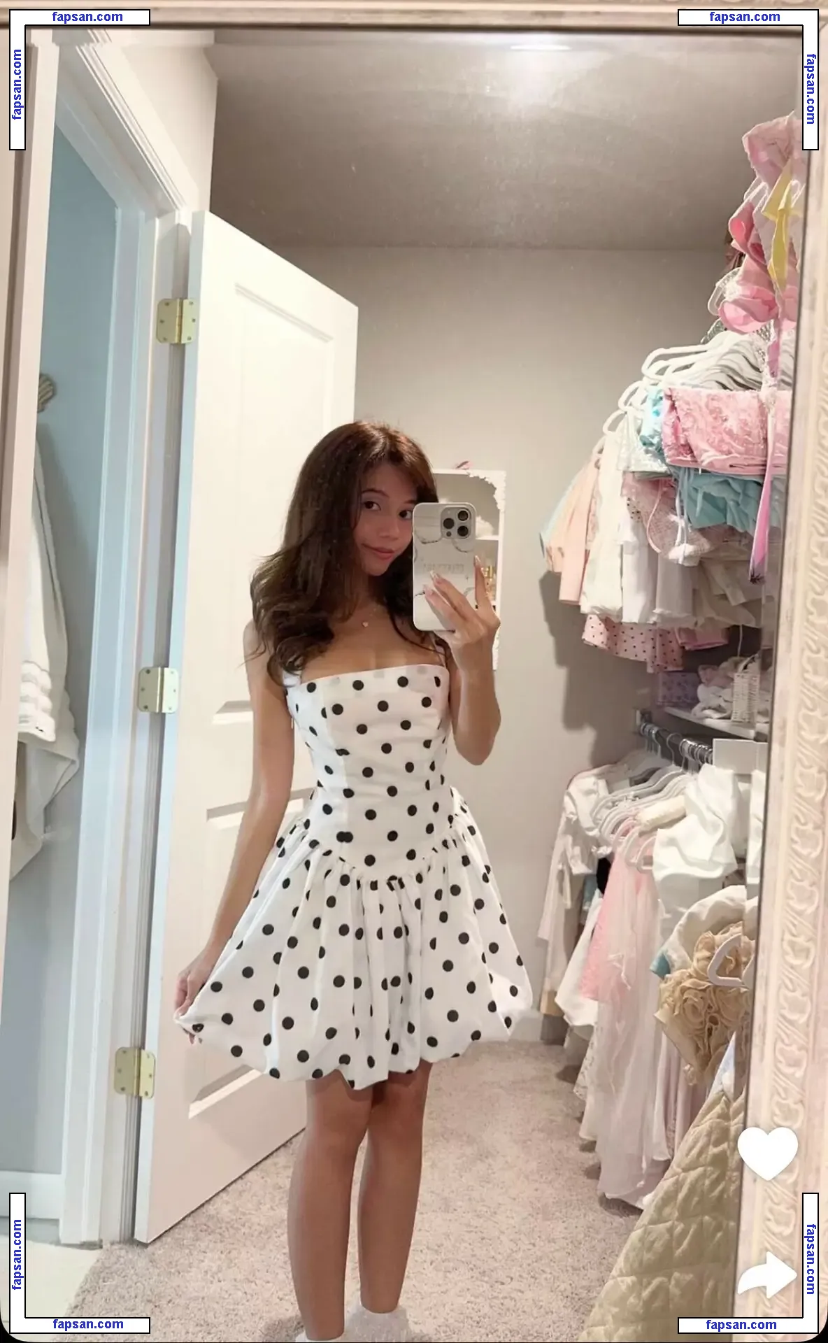 Eeeveenara nude photo #0301 from OnlyFans