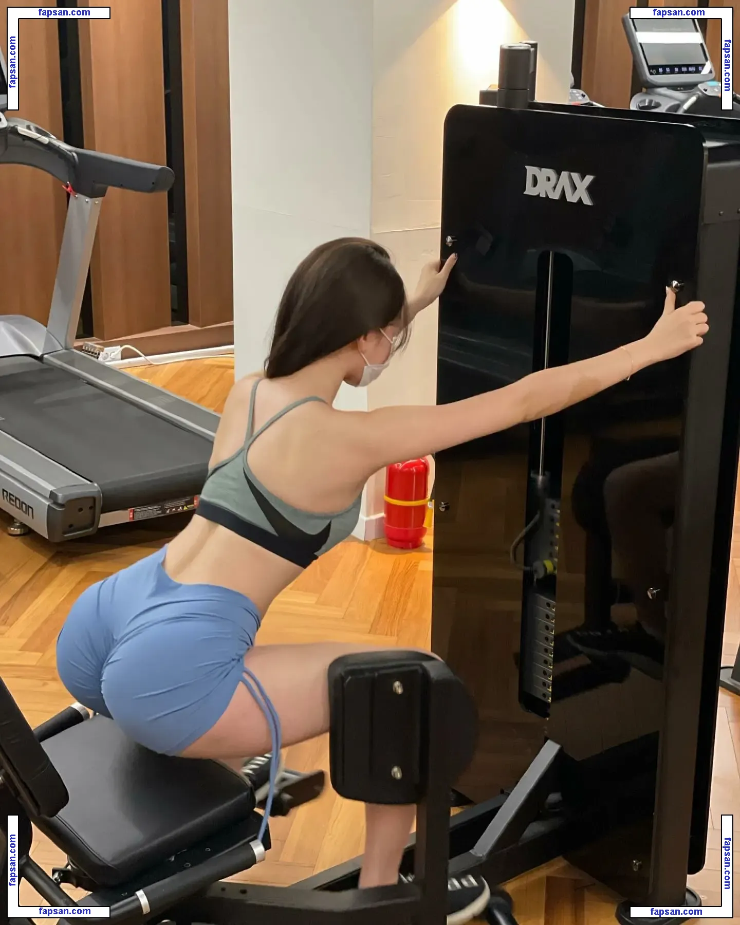 eeu_nkyo голая фото #0007 с Онлифанс