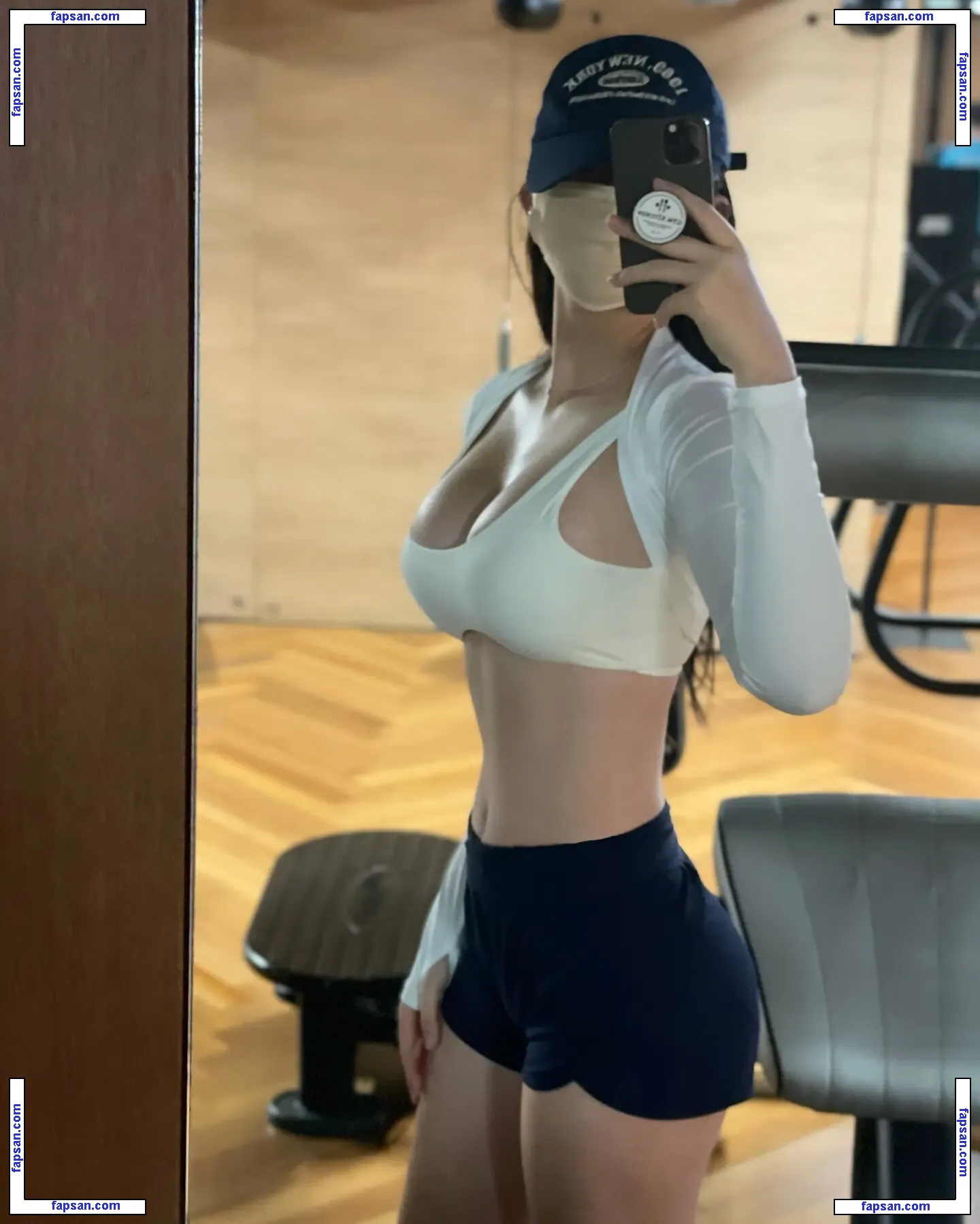 eeu_nkyo голая фото #0018 с Онлифанс