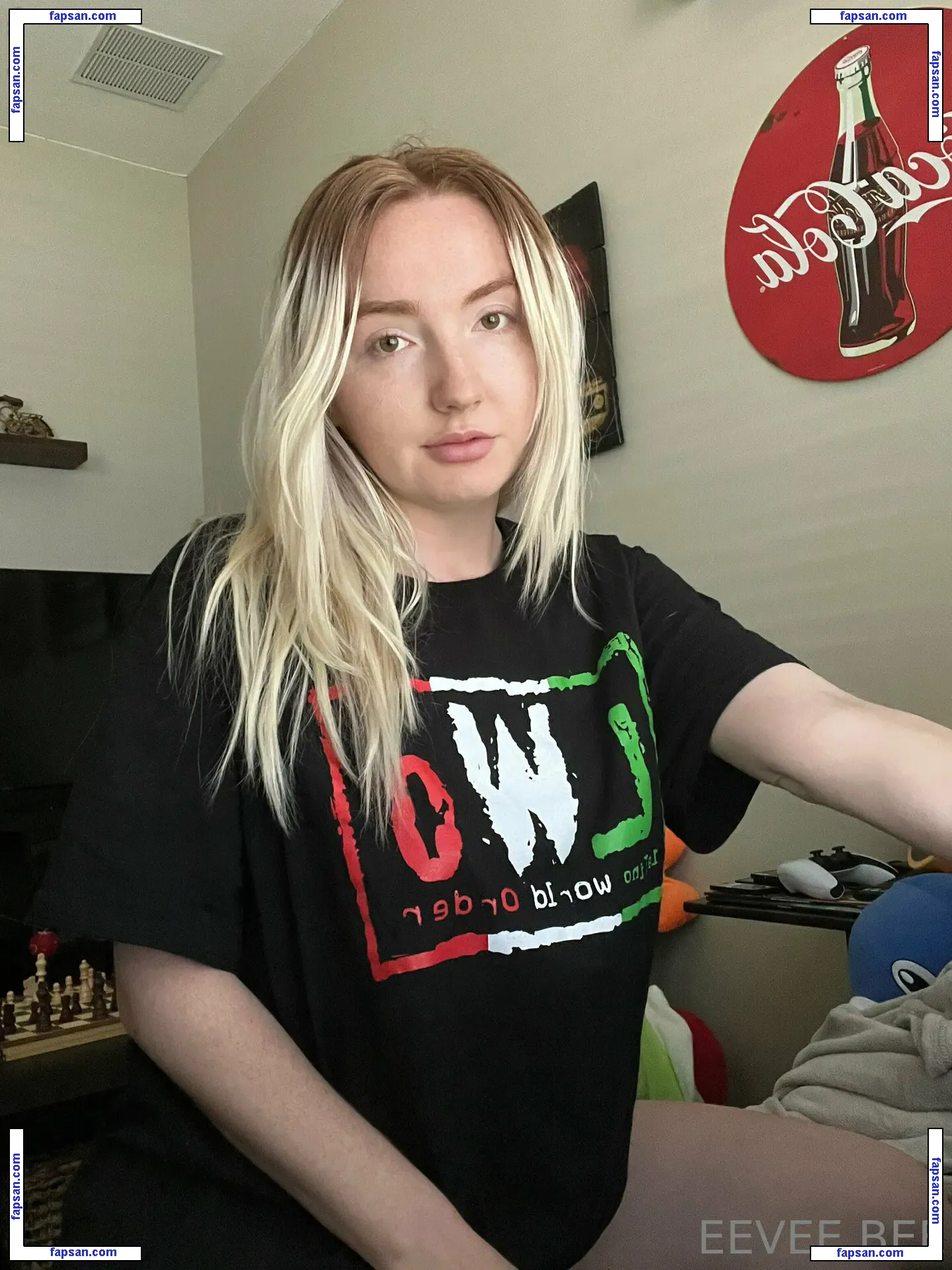 Eevee Bee nude photo #0112 from OnlyFans
