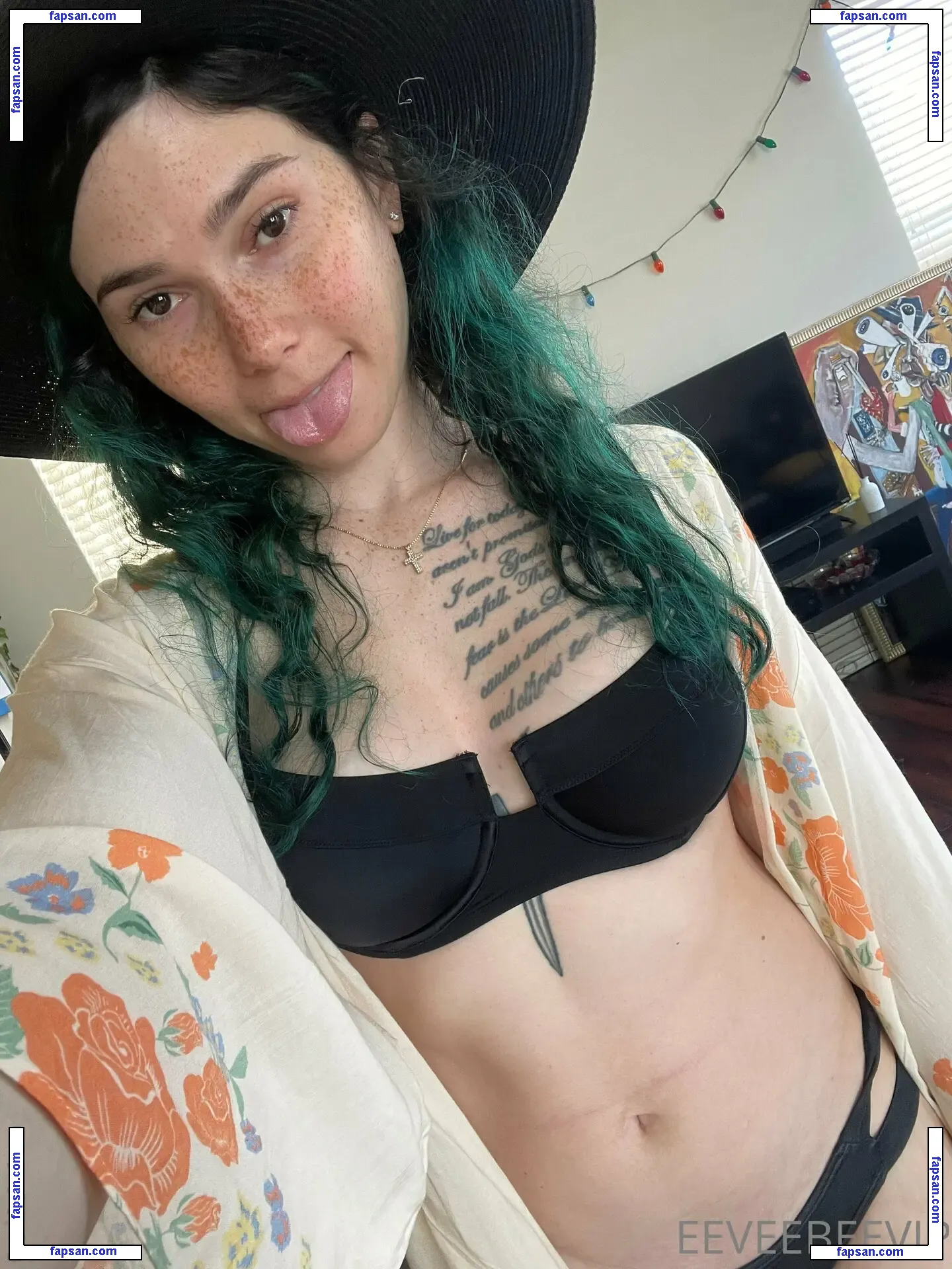 eeveebeevip nude photo #0004 from OnlyFans
