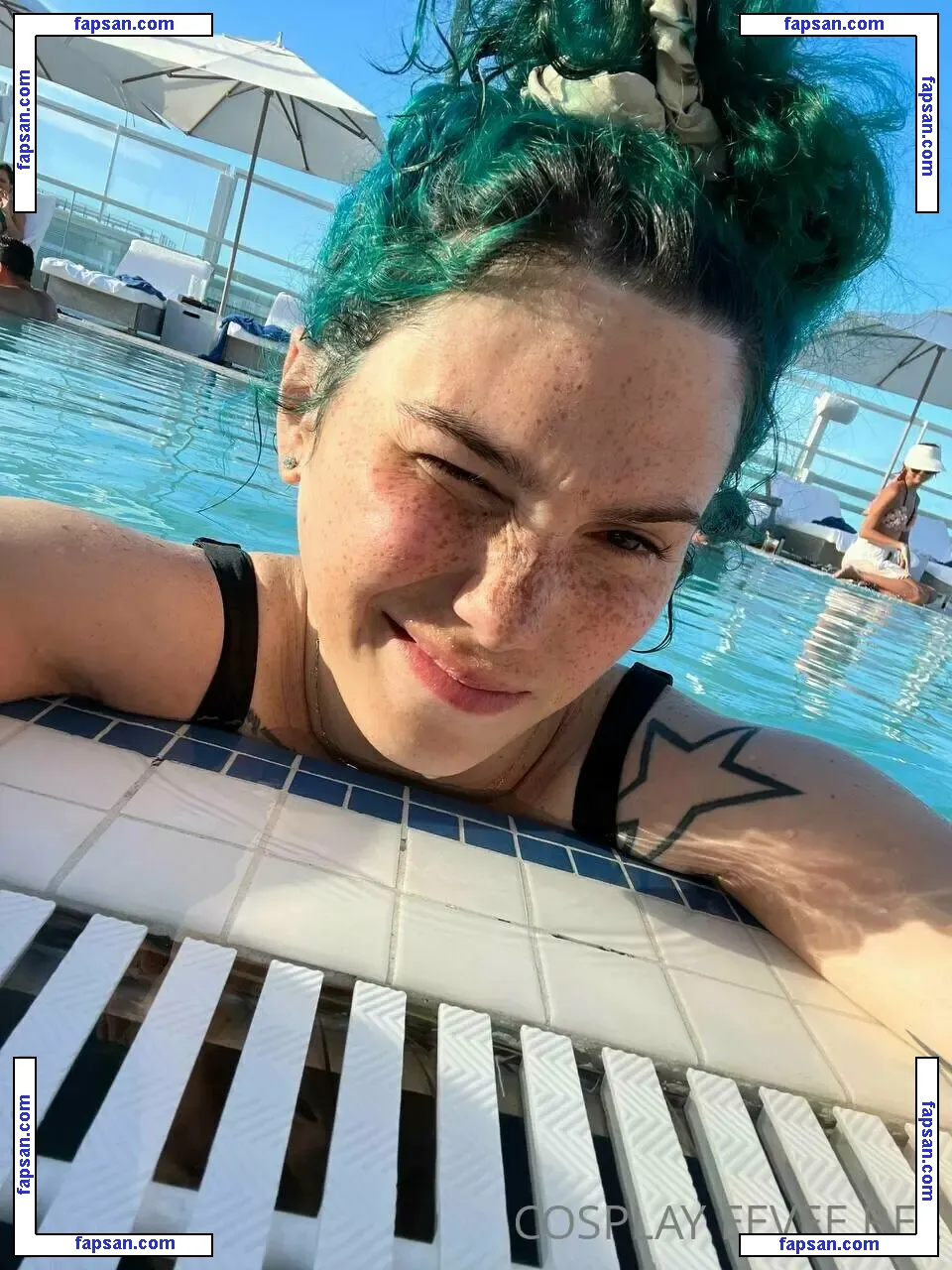 eeveebeevip nude photo #0022 from OnlyFans