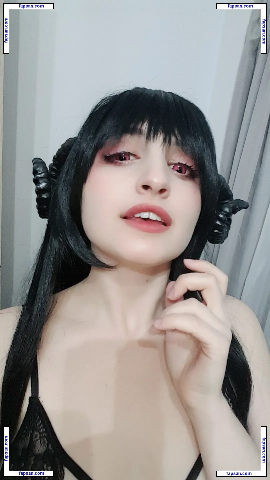 Eirone Siderious nude photo #0022 from OnlyFans