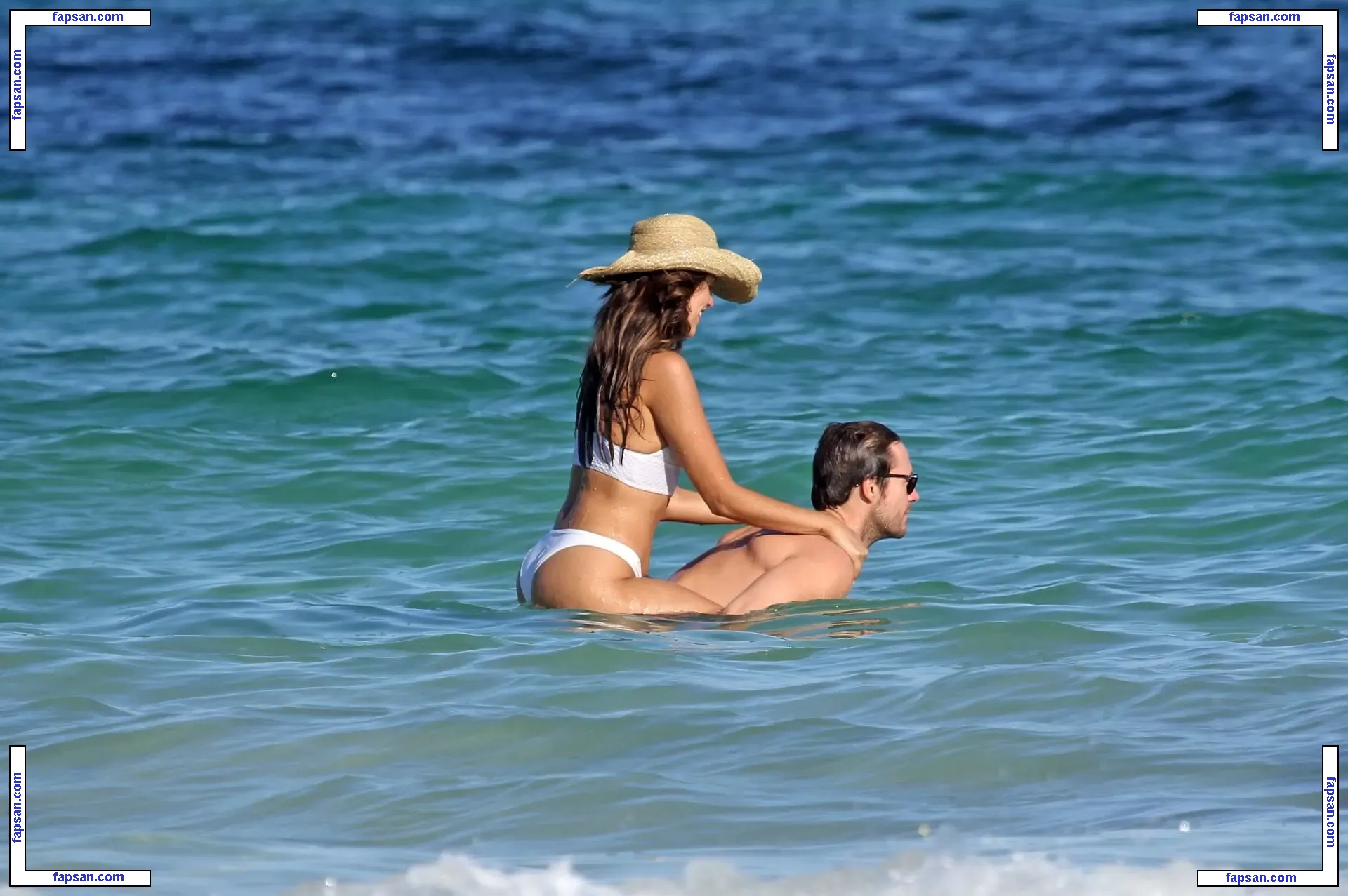 Eiza González nude photo #0728 from OnlyFans