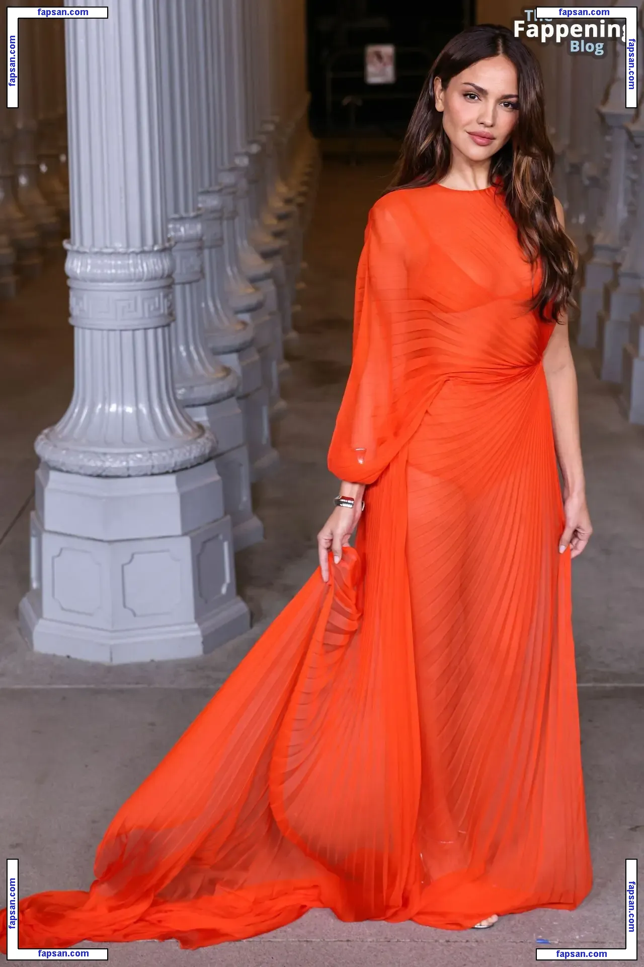 Eiza González голая фото #4604 с Онлифанс