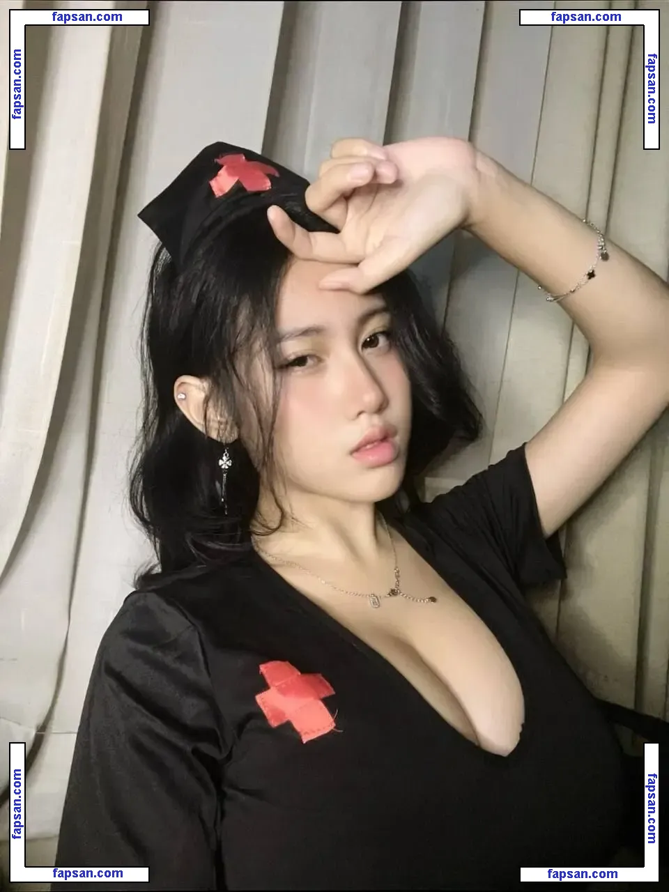 ejahazel голая фото #0027 с Онлифанс