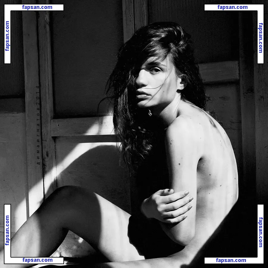 Ekatarina Zueva nude photo #0065 from OnlyFans