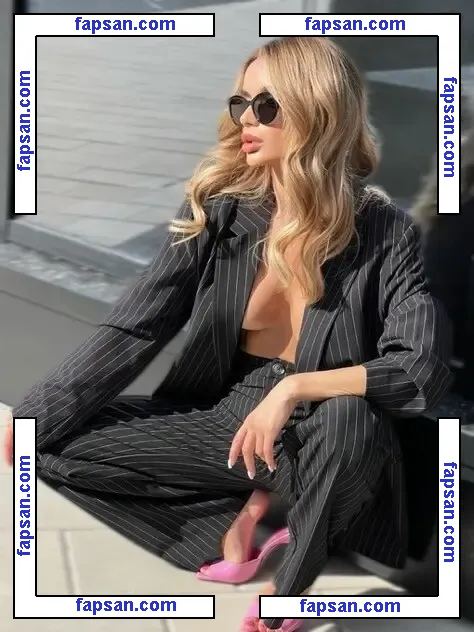 Ekaterina Zueva nude photo #1197 from OnlyFans