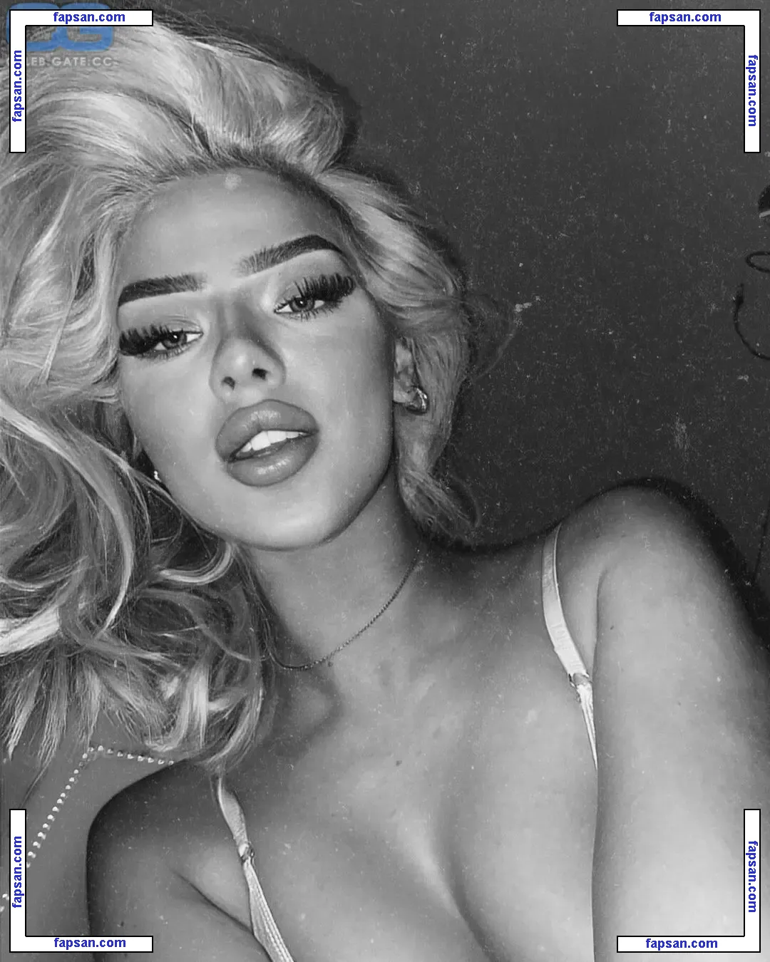 Elainevictoria nude photo #0001 from OnlyFans