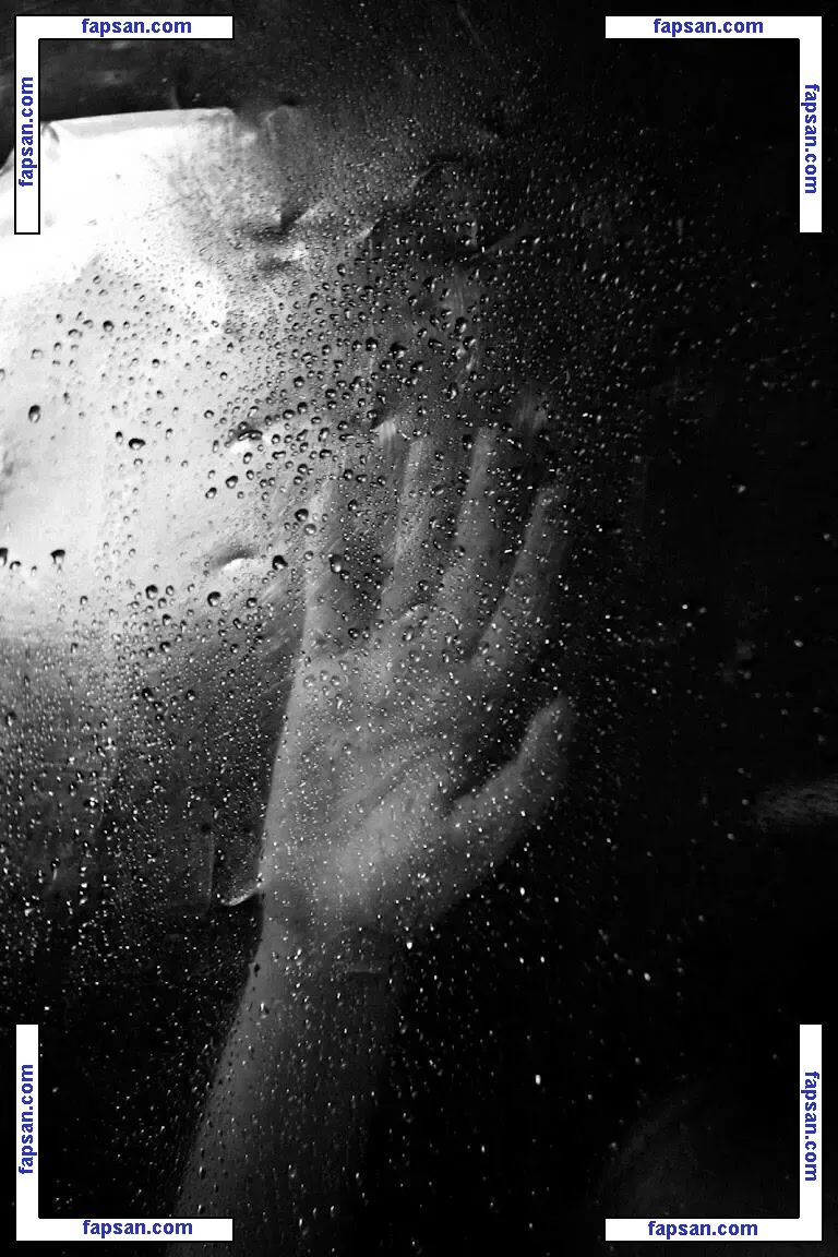 Electric_blonde голая фото #0014 с Онлифанс