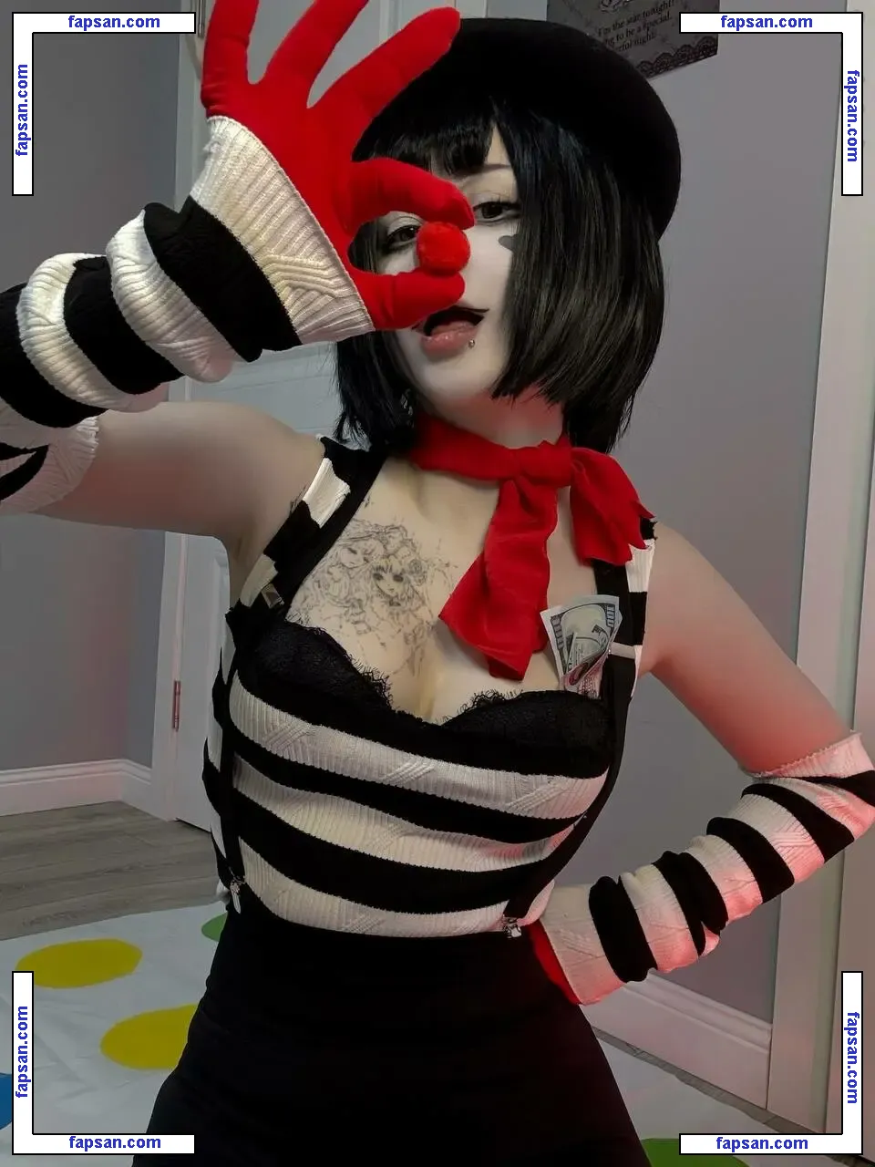 Electro Alice голая фото #0020 с Онлифанс