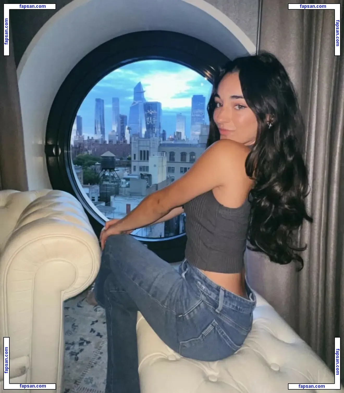 Elena Arenas nude photo #0079 from OnlyFans