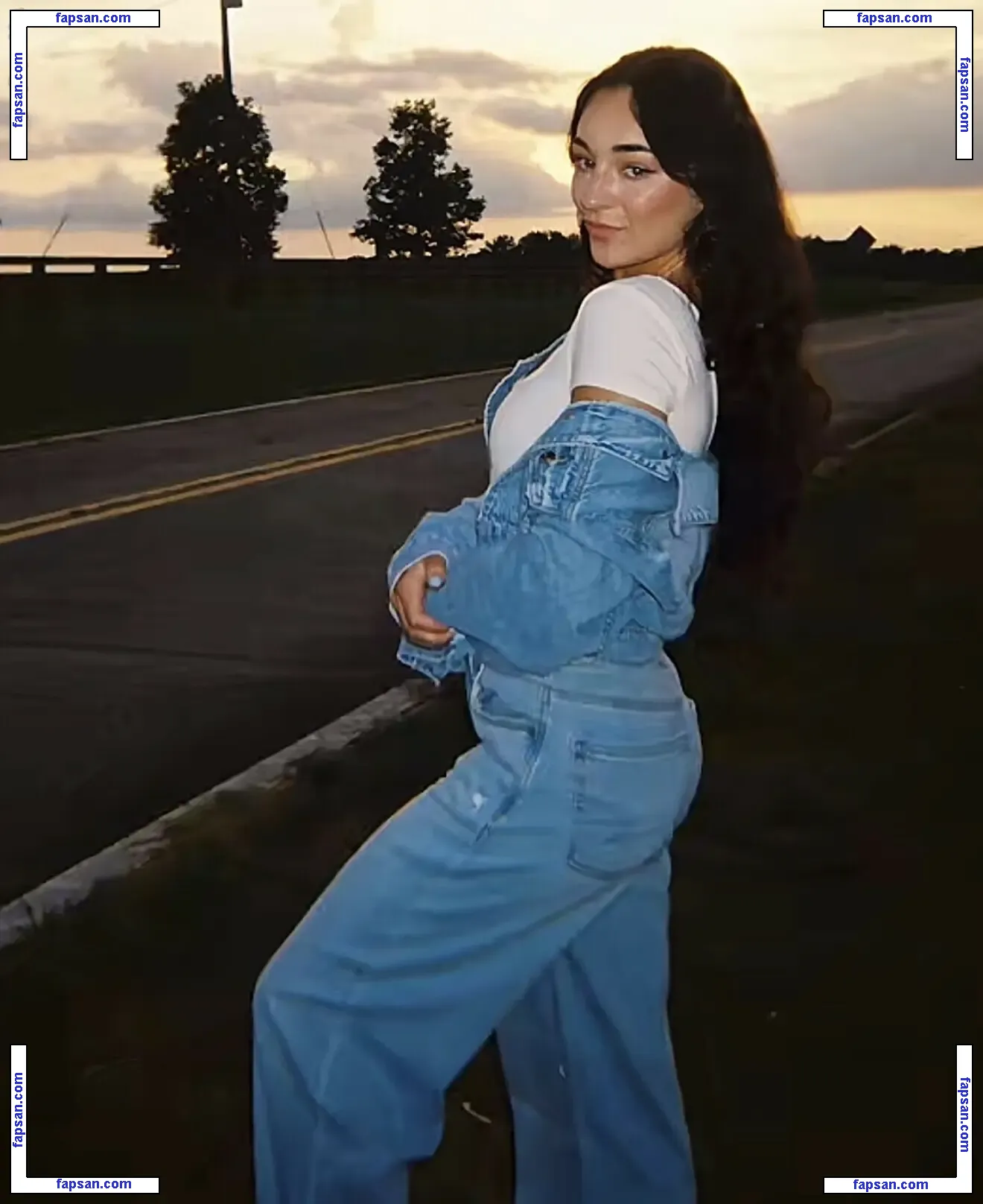 Elena Arenas nude photo #0111 from OnlyFans