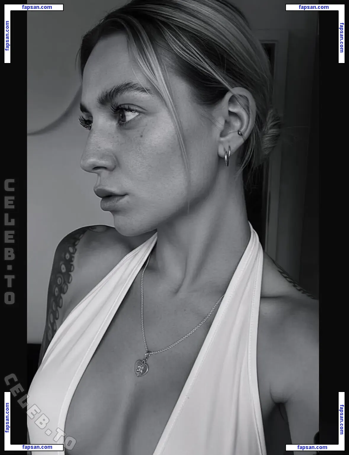 Elena_tight голая фото #0005 с Онлифанс