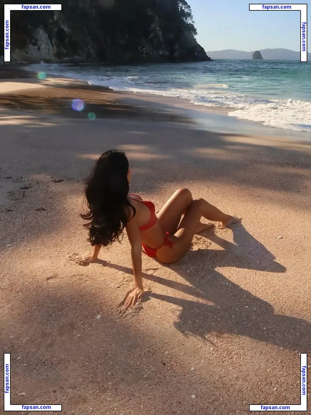 Elena Tsushima голая фото #0007 с Онлифанс