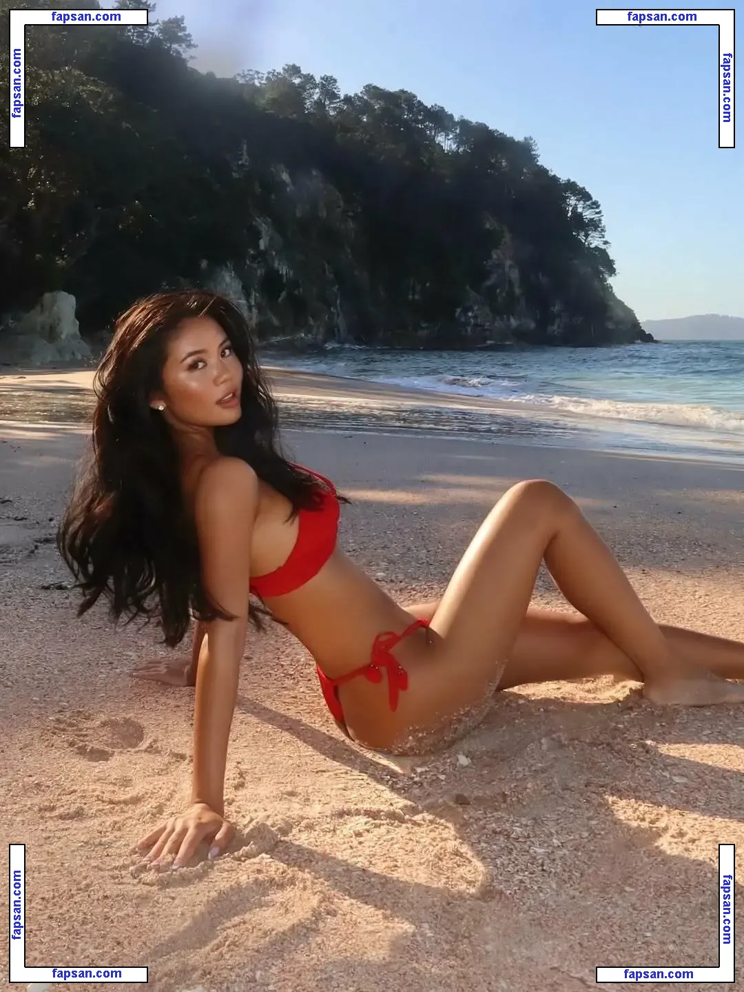 Elena Tsushima голая фото #0011 с Онлифанс