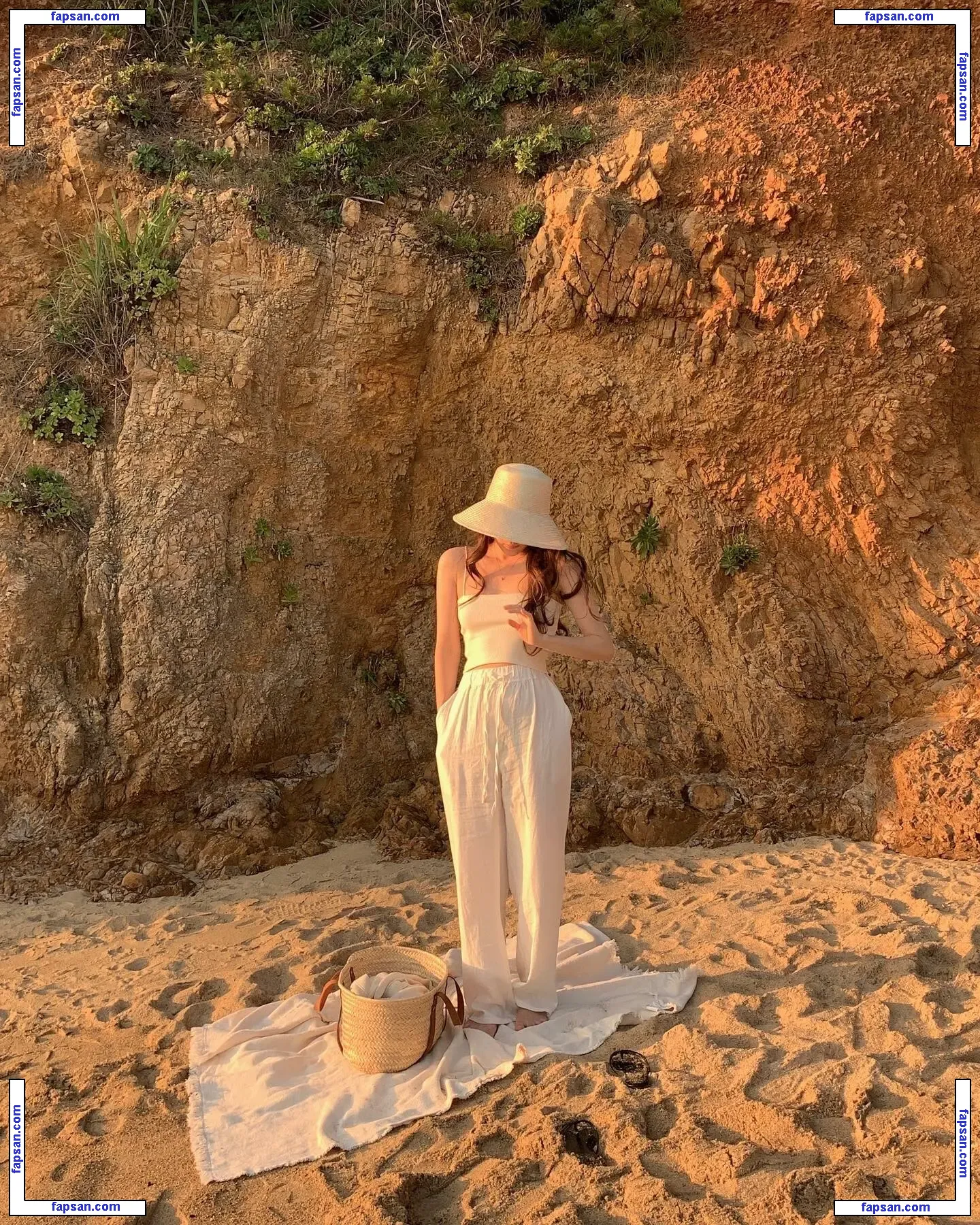 elfin_prairie nude photo #0028 from OnlyFans