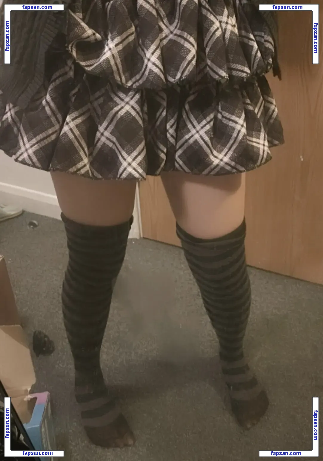 Elfinpsyop голая фото #0012 с Онлифанс