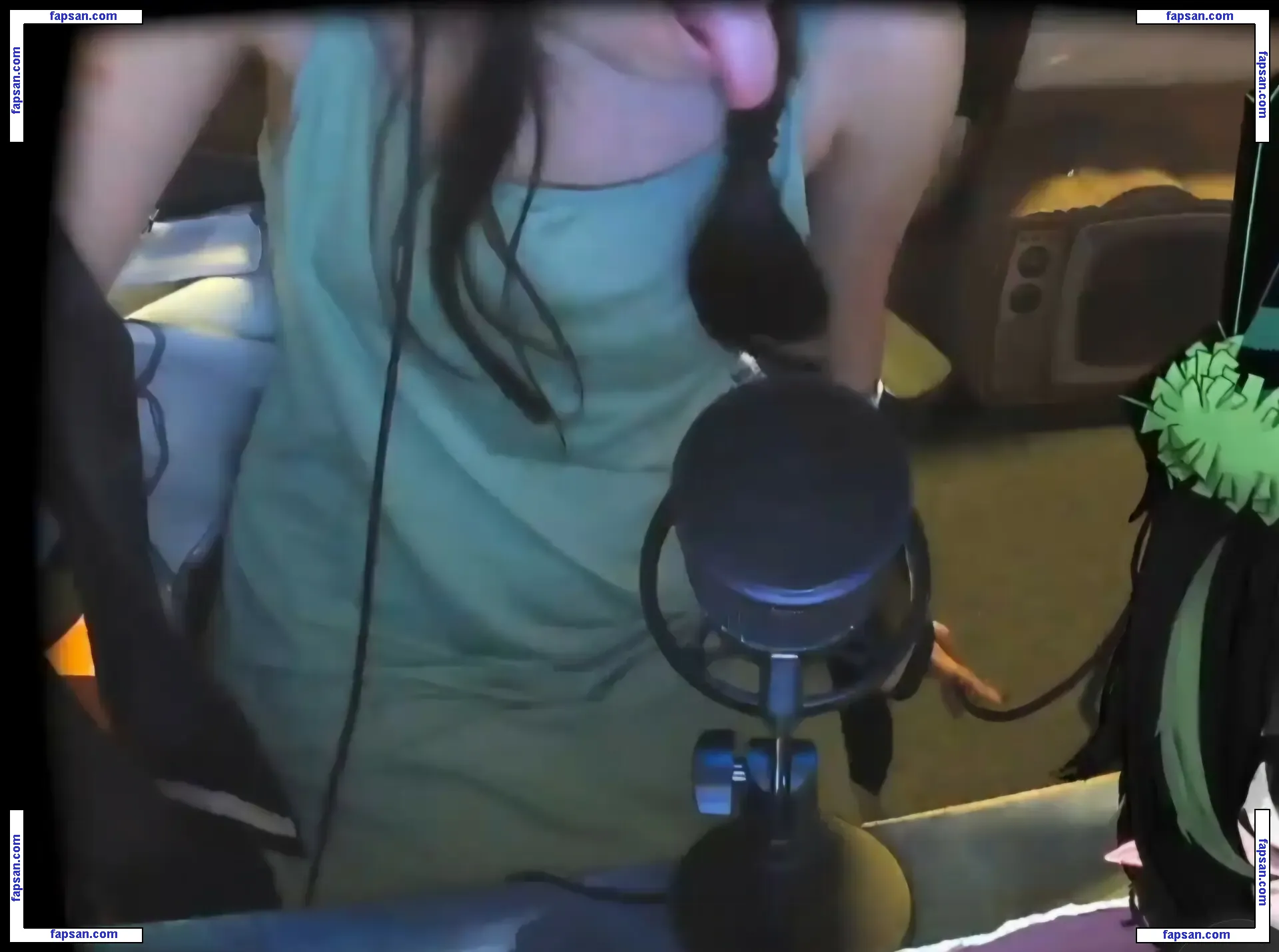 Elfinpsyop голая фото #0020 с Онлифанс