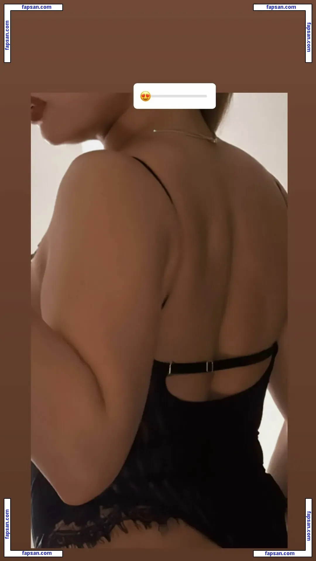 Elif Karaarslan nude photo #0015 from OnlyFans