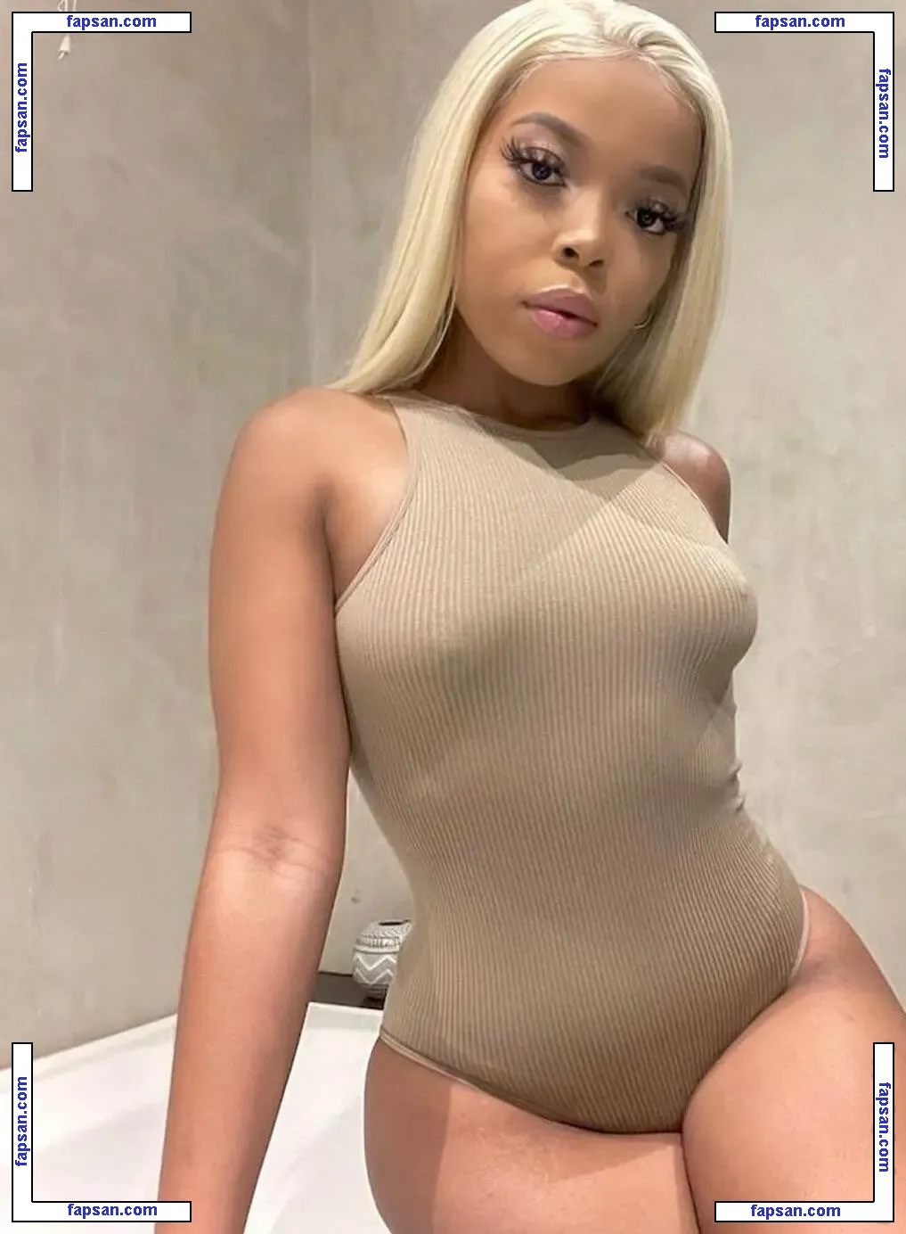 Eliizabeth.robinson nude photo #0001 from OnlyFans