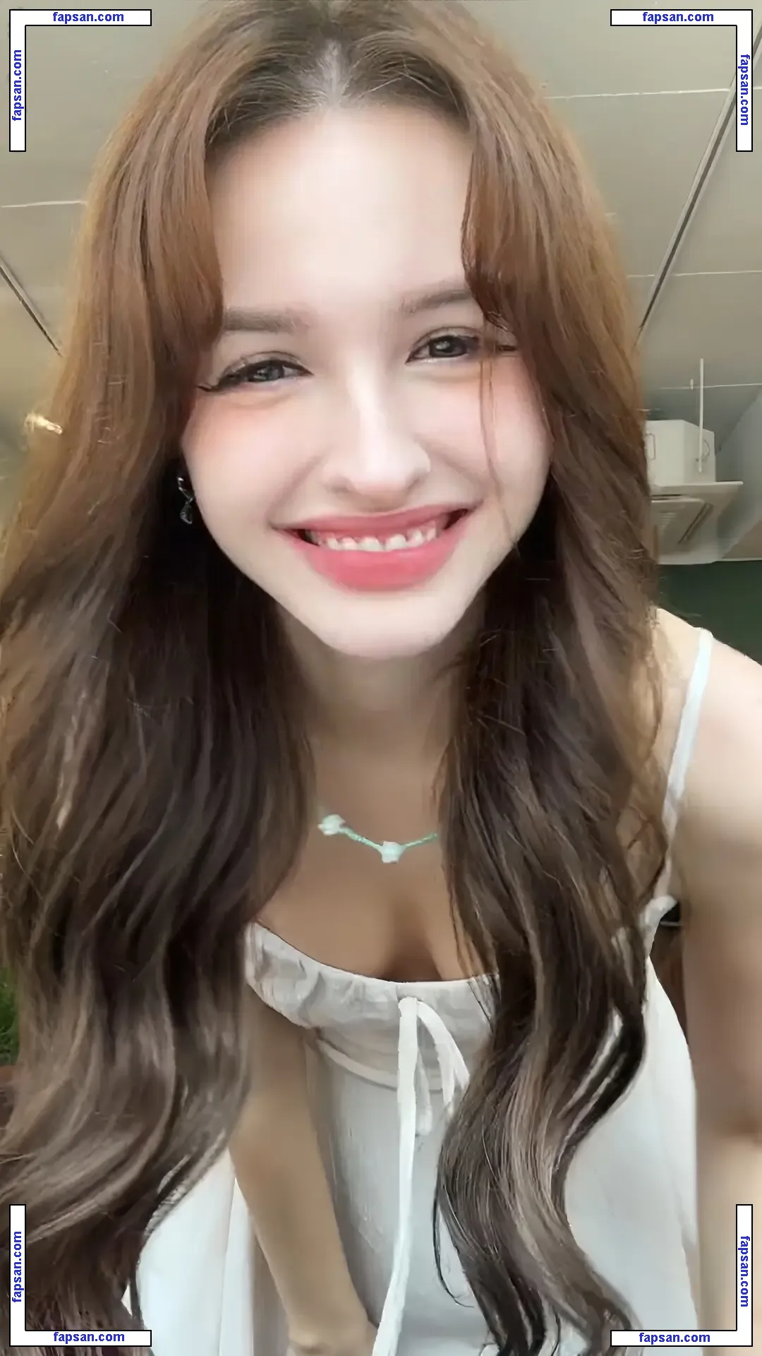 Elina Karimova голая фото #0039 с Онлифанс