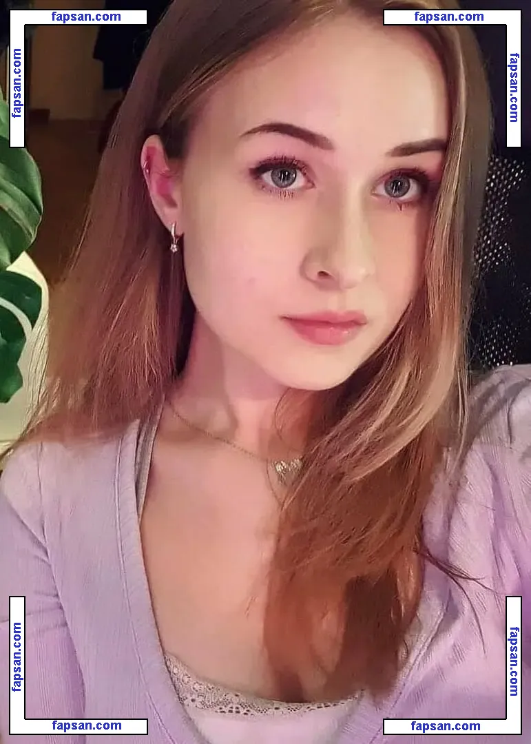 Elina Twitch голая фото #0006 с Онлифанс