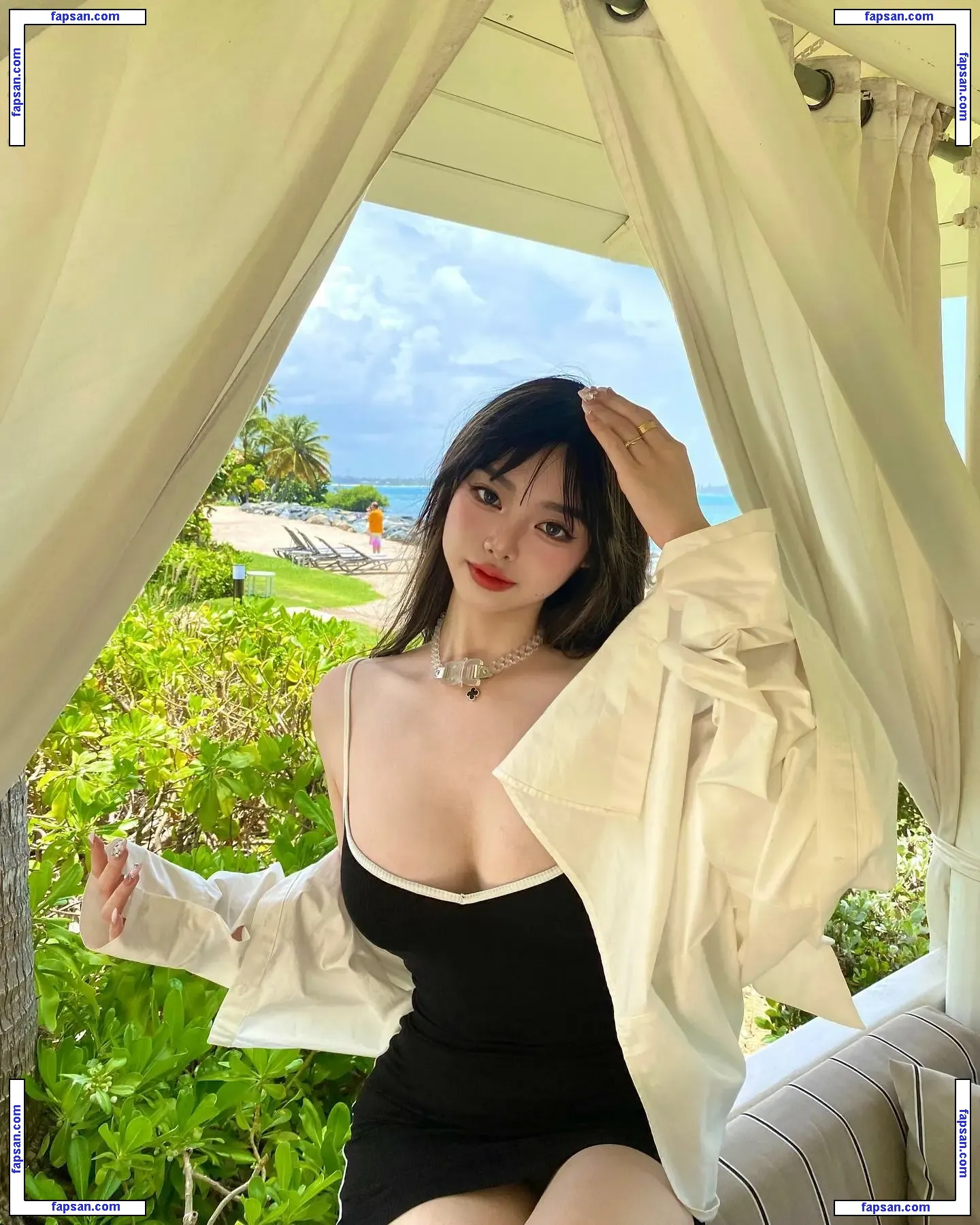 elina.xuanxuan голая фото #0012 с Онлифанс