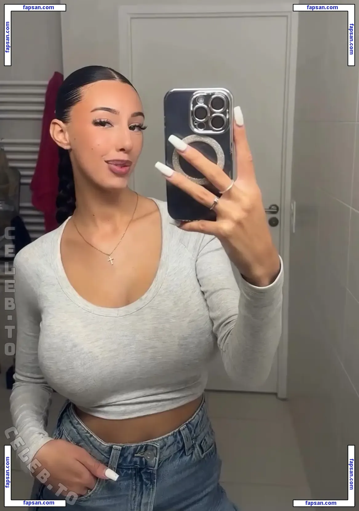 Elisa Bary голая фото #0001 с Онлифанс