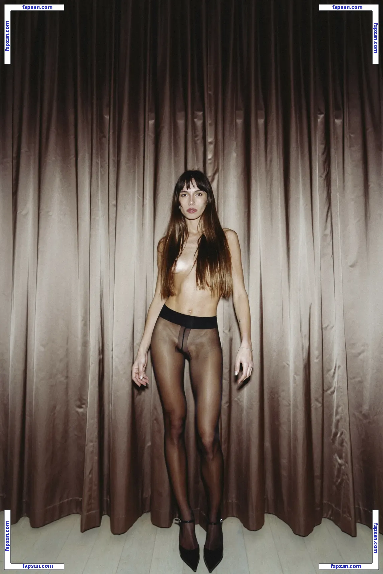 Elisa Dupuy nude photo #0006 from OnlyFans