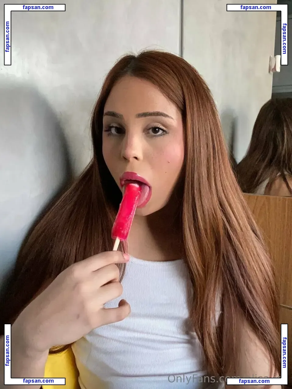 elisa.icy nude photo #0004 from OnlyFans