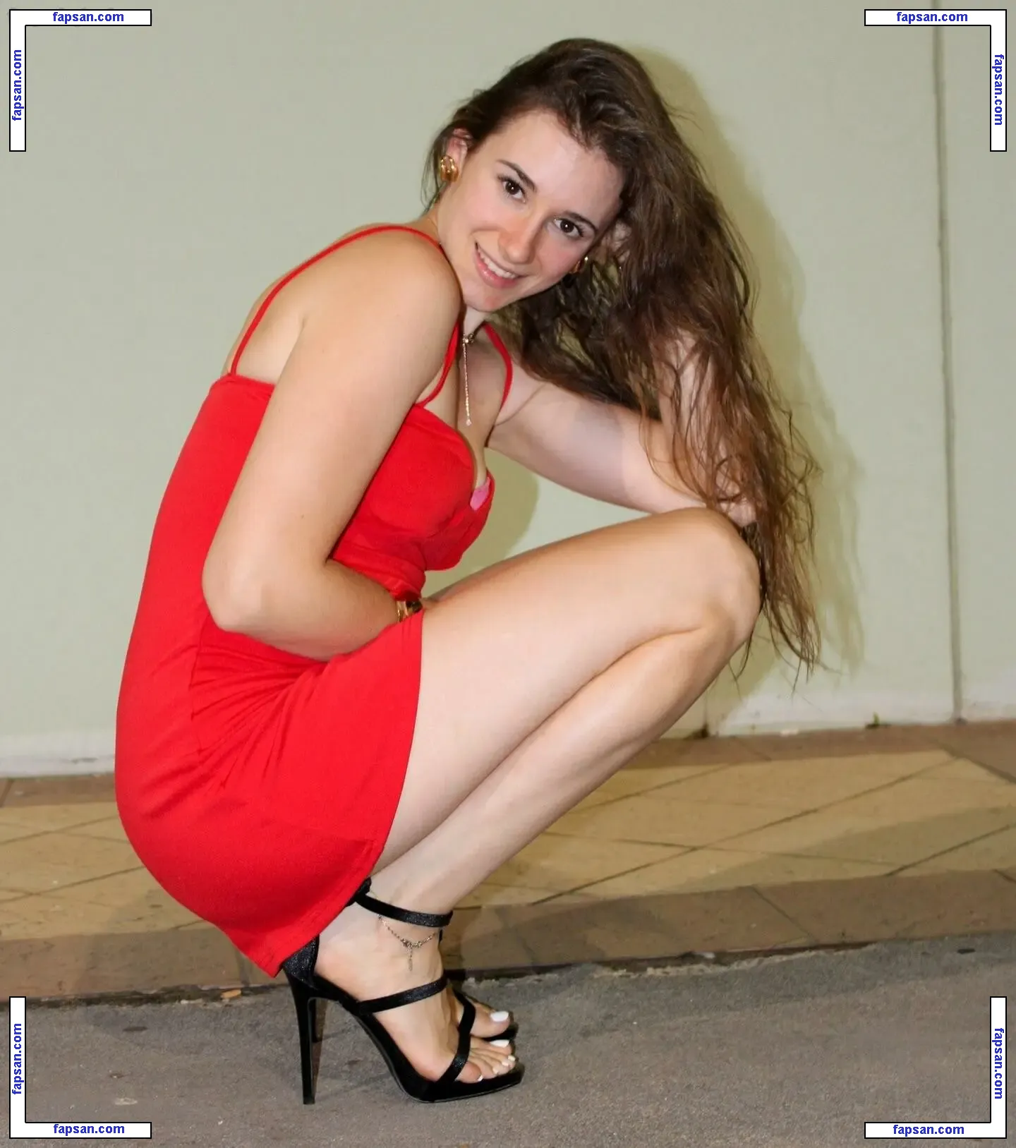 Elisa Santinon nude photo #0041 from OnlyFans