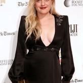 Elisabeth Moss голая #0301