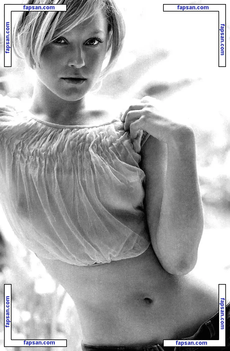 Elisabeth Röhm nude photo #0007 from OnlyFans